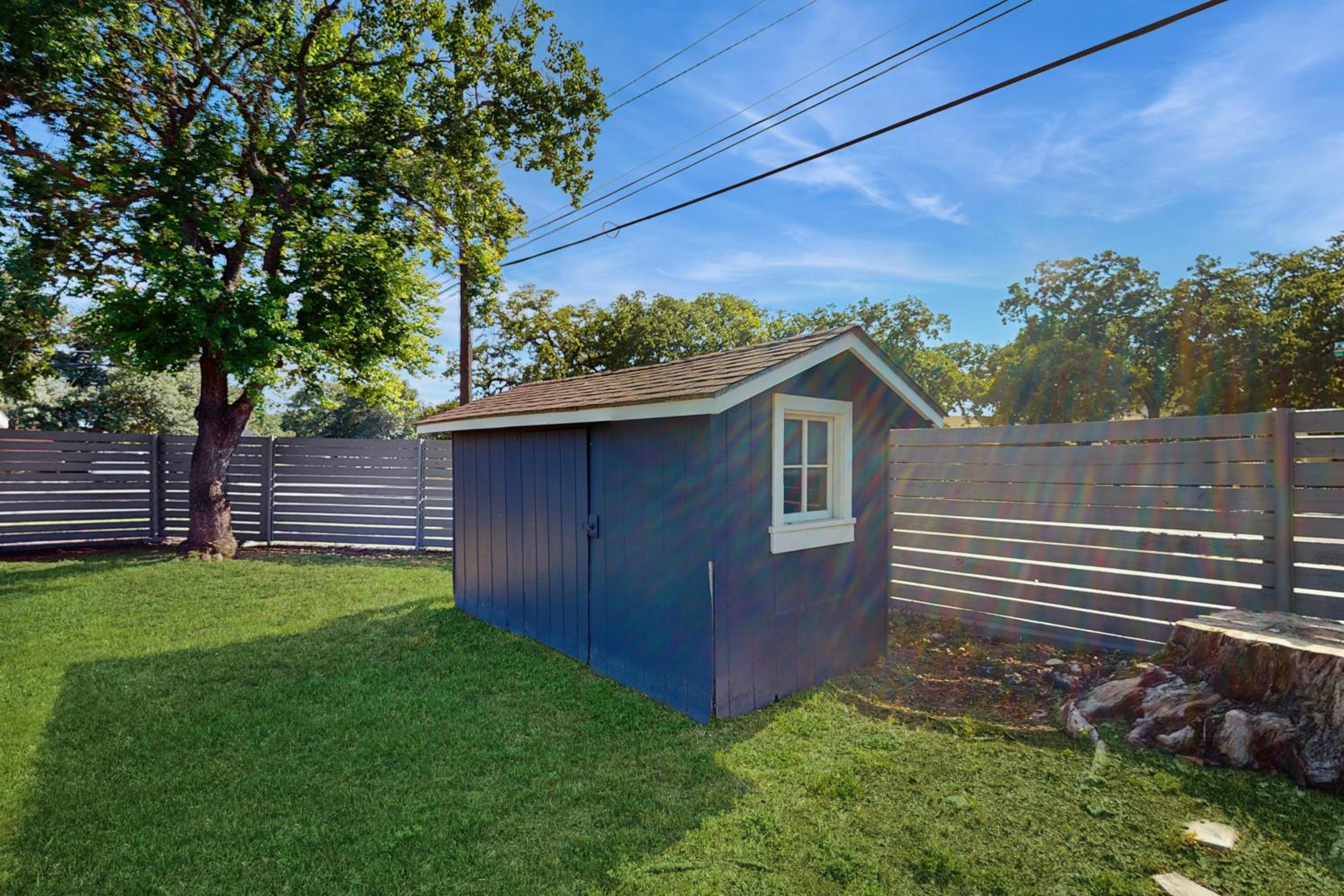 Wine Country Retreat with Yard 1 Mi to Main Street