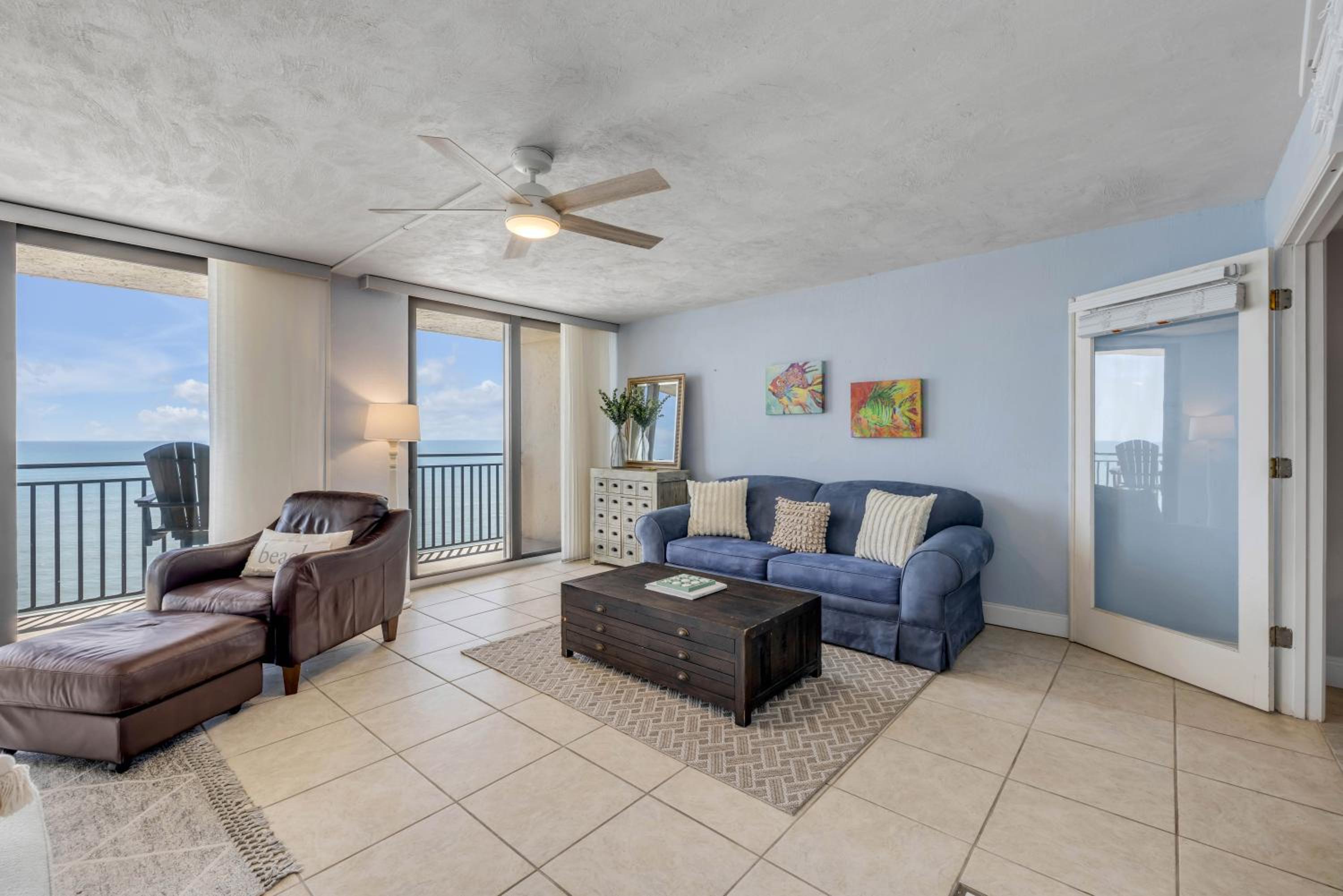 New Listing! Dog-friendly direct oceanfront with private balcony and heated rooftop pool