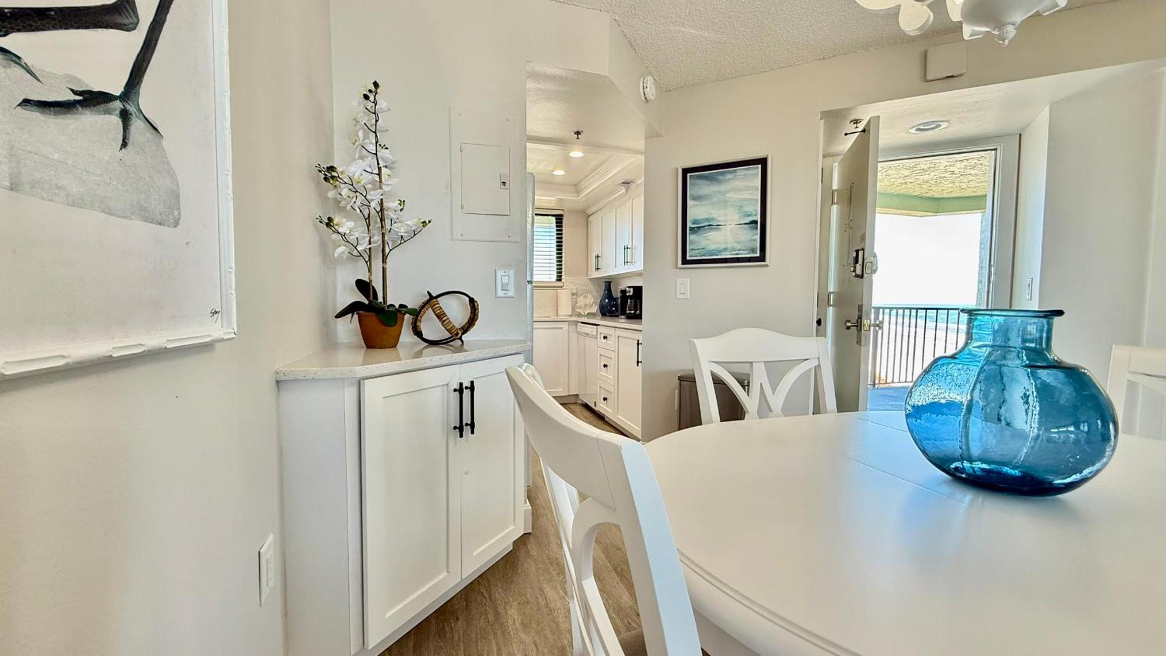 Top-floor ocean view condo with a private balcony and beachfront pool