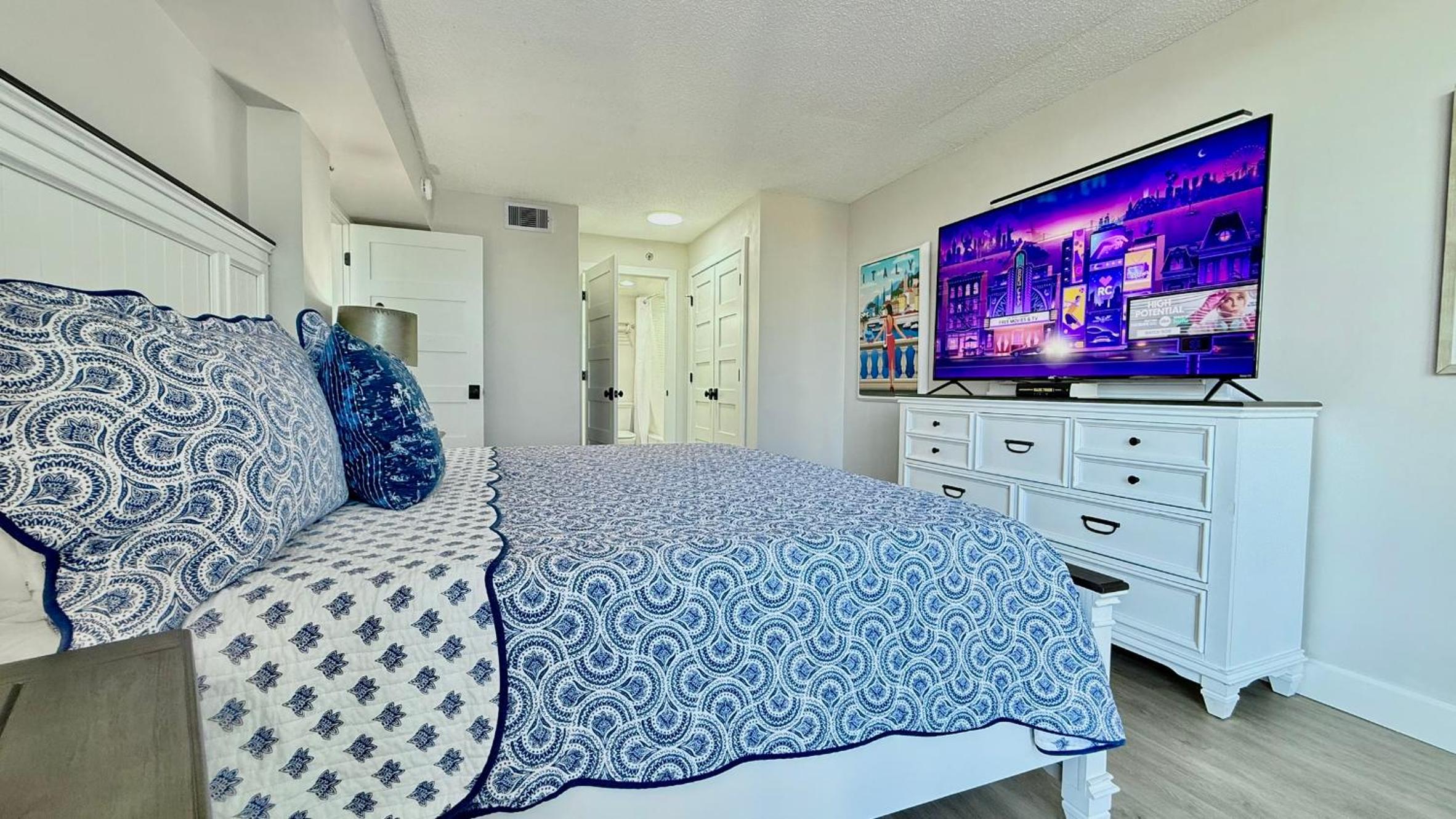 Top-floor ocean view condo with a private balcony and beachfront pool