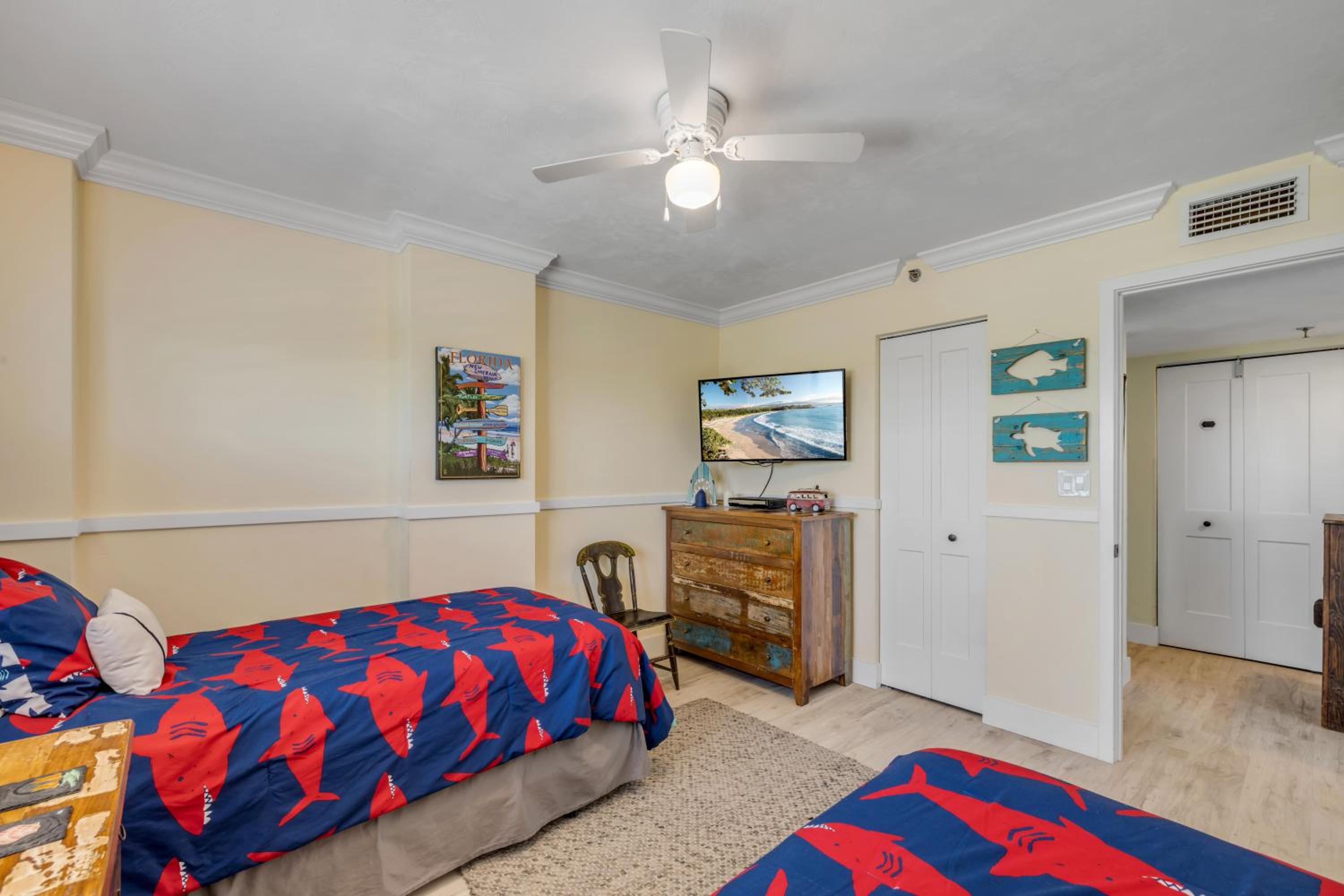 New dog-friendly Listing! Updated direct oceanfront with spacious balcony and heated pool
