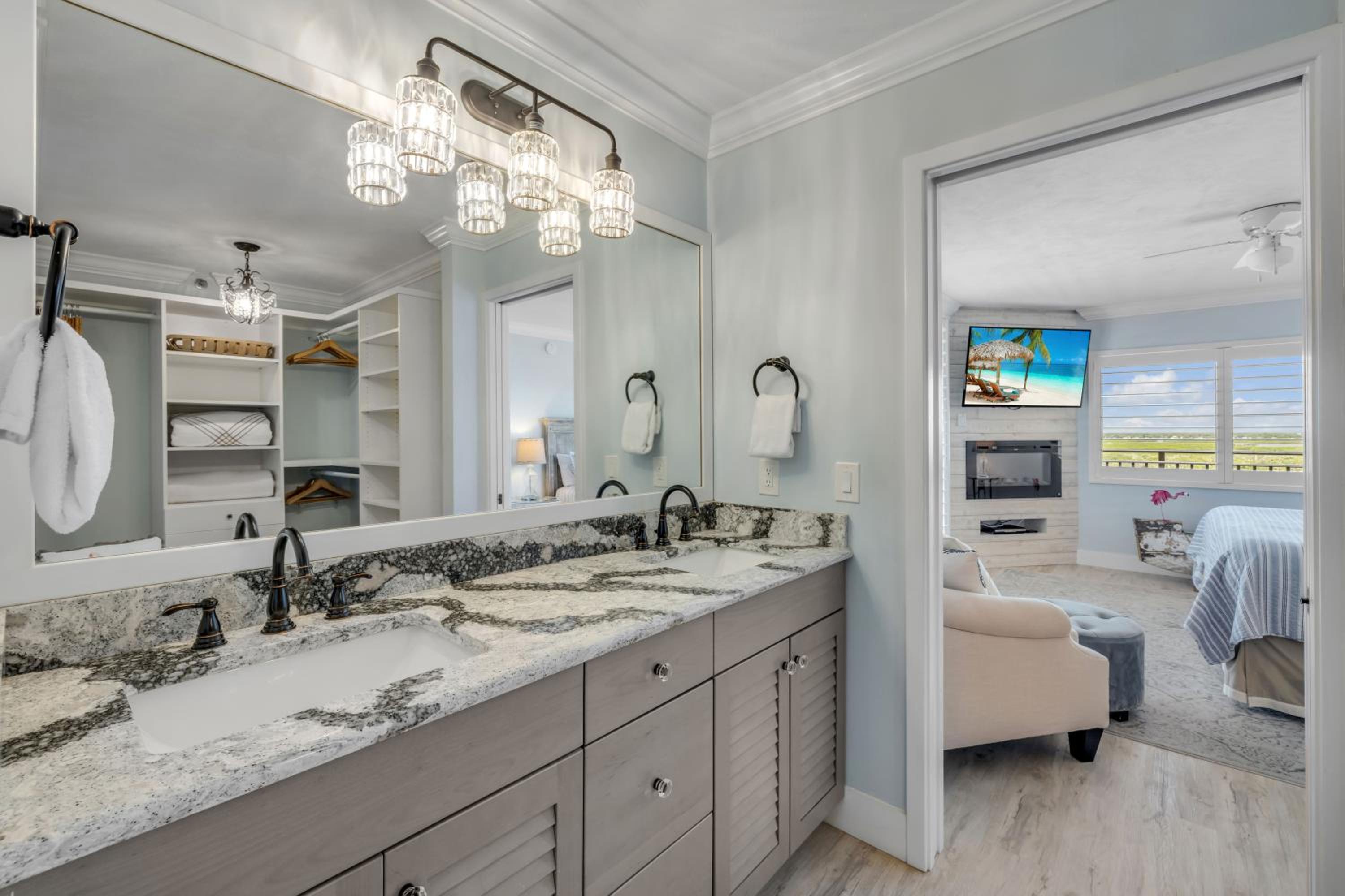 New dog-friendly Listing! Updated direct oceanfront with spacious balcony and heated pool