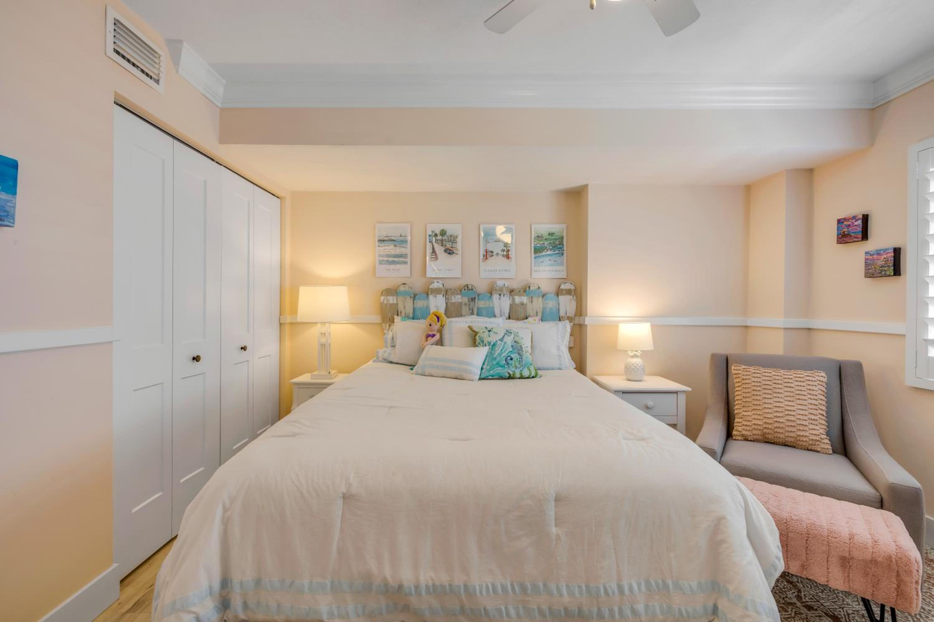 New dog-friendly Listing! Updated direct oceanfront with spacious balcony and heated pool