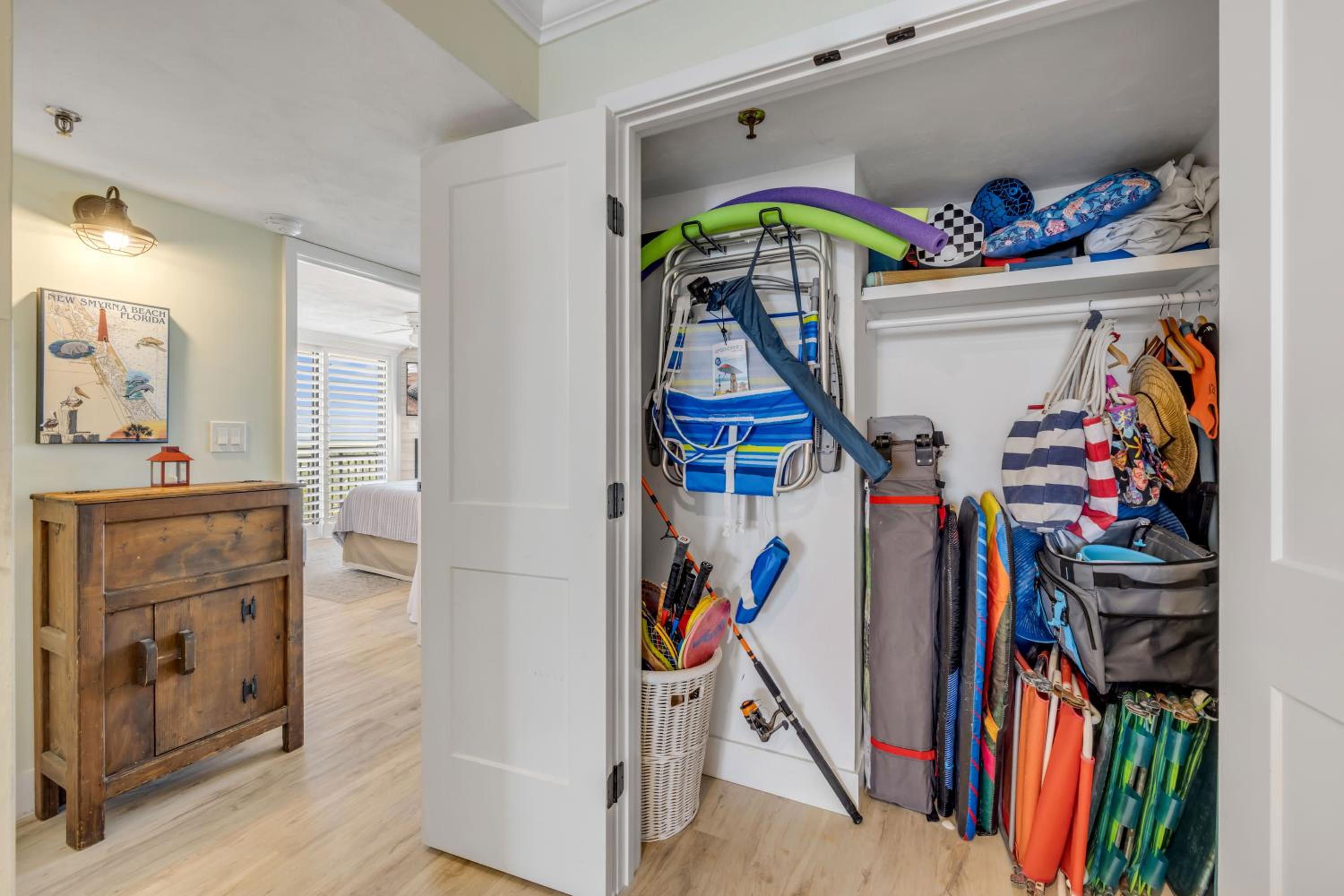 New dog-friendly Listing! Updated direct oceanfront with spacious balcony and heated pool