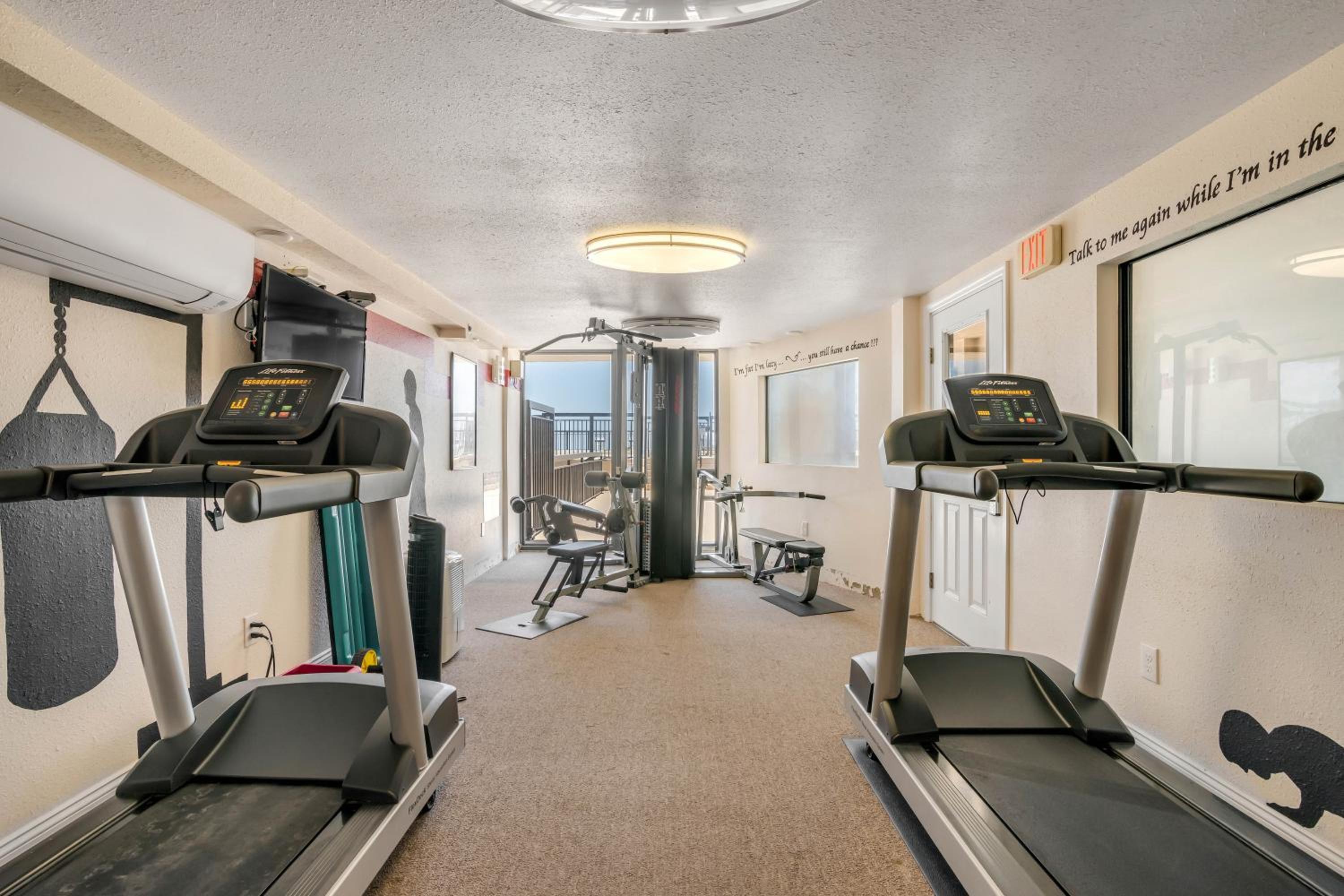 New dog-friendly Listing! Updated direct oceanfront with spacious balcony and heated pool