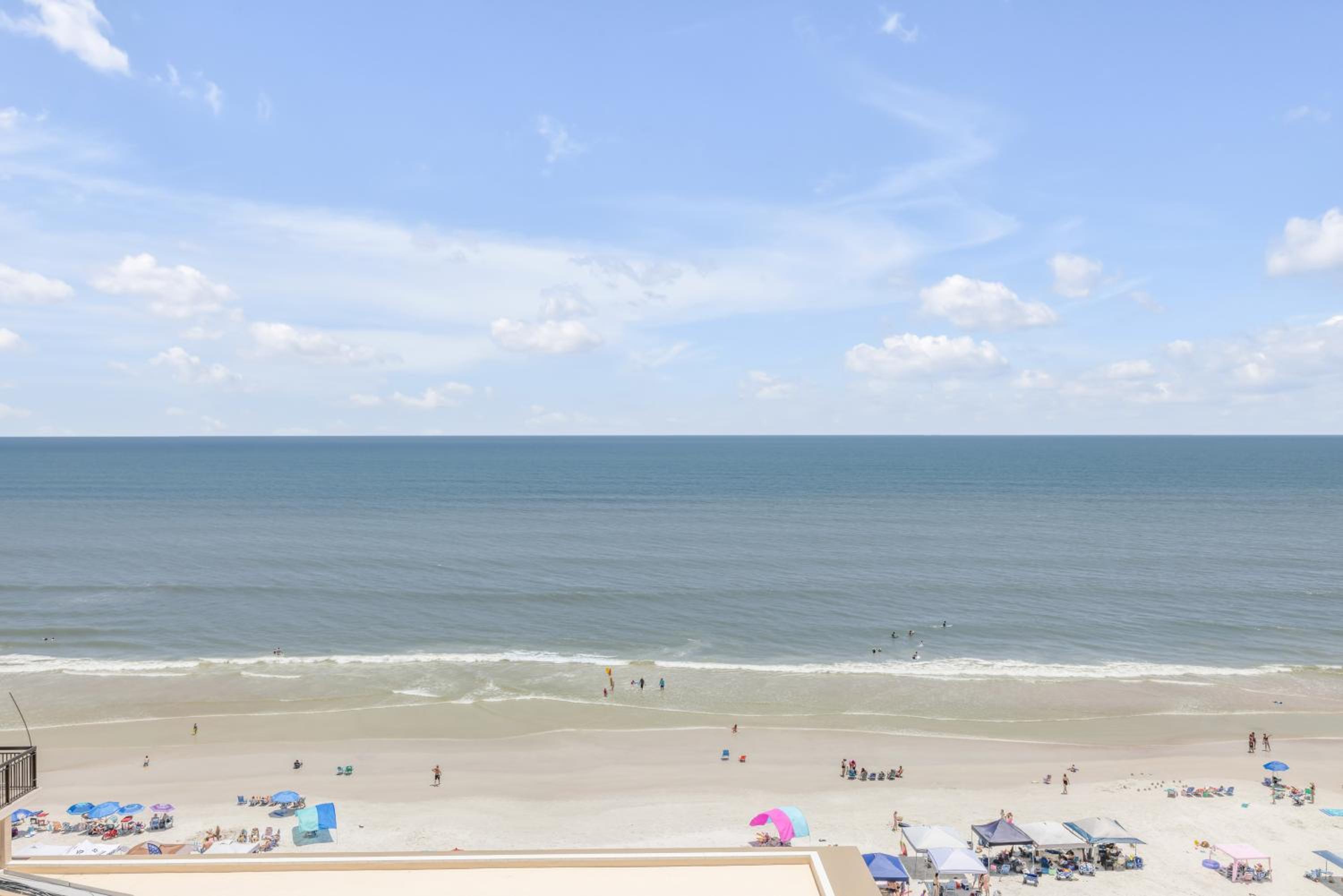 New dog-friendly Listing! Updated direct oceanfront with spacious balcony and heated pool