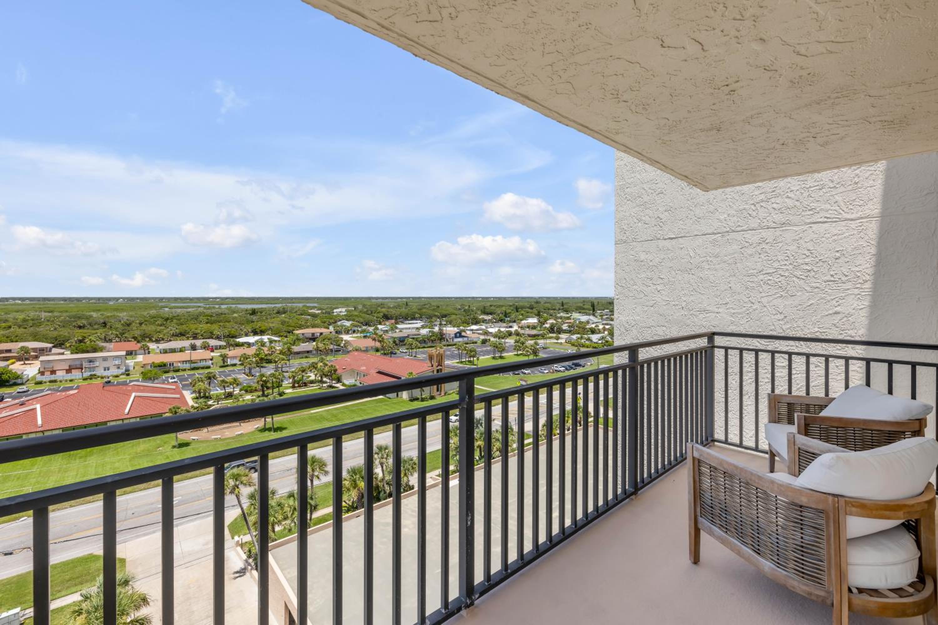 New dog-friendly Listing! Updated direct oceanfront with spacious balcony and heated pool