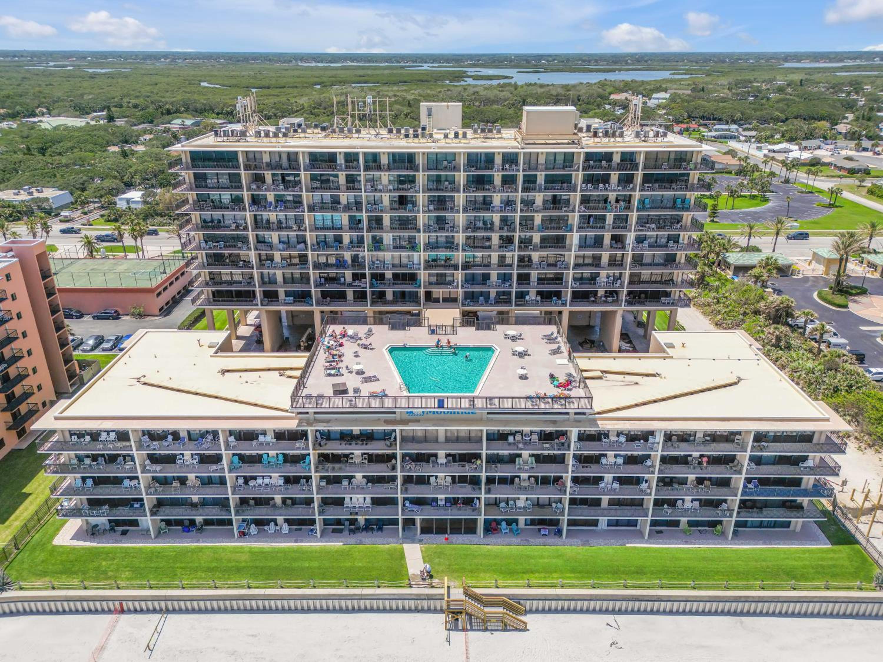 New dog-friendly Listing! Updated direct oceanfront with spacious balcony and heated pool