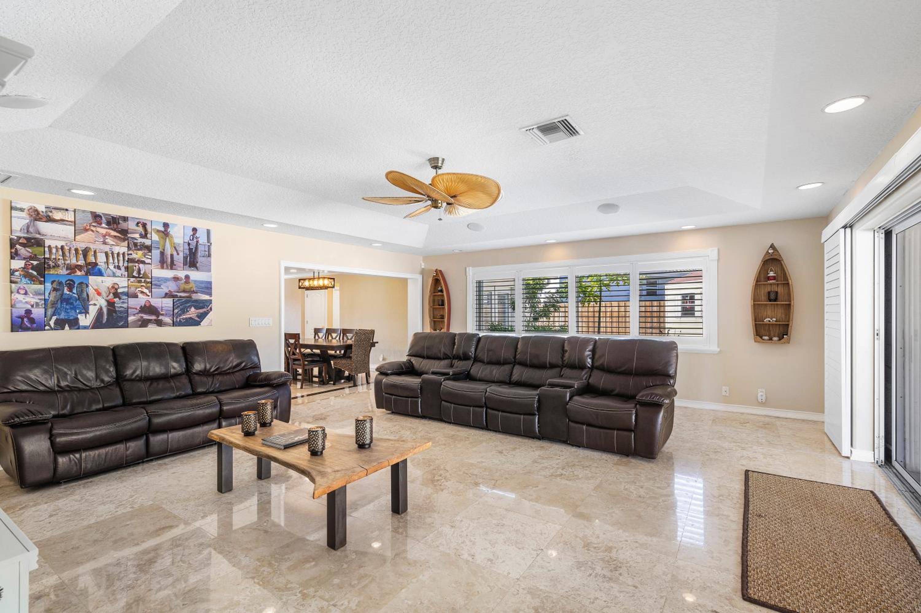 Waterfront Estate - Heated Pool Gym Tiki EV Chrgr Dock