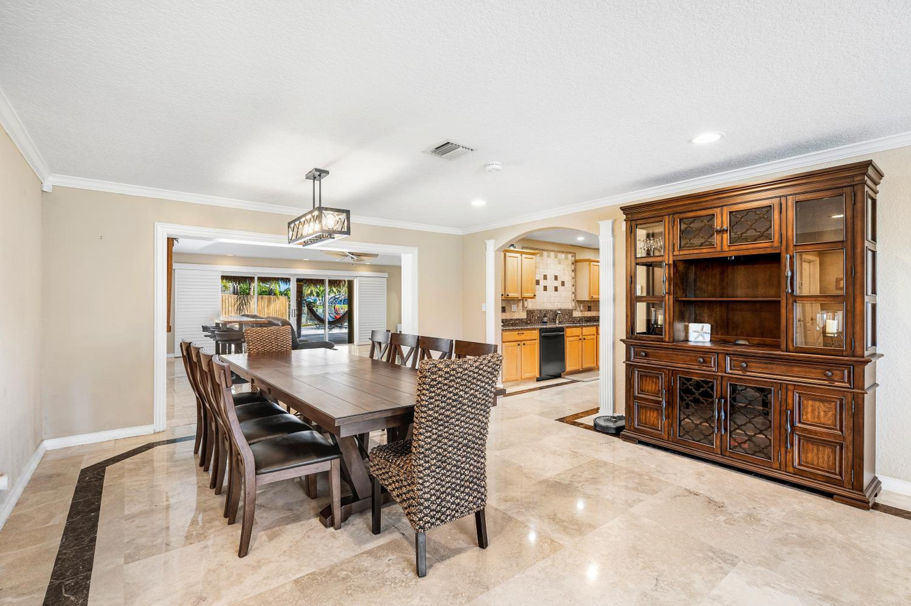 Waterfront Estate - Heated Pool Gym Tiki EV Chrgr Dock