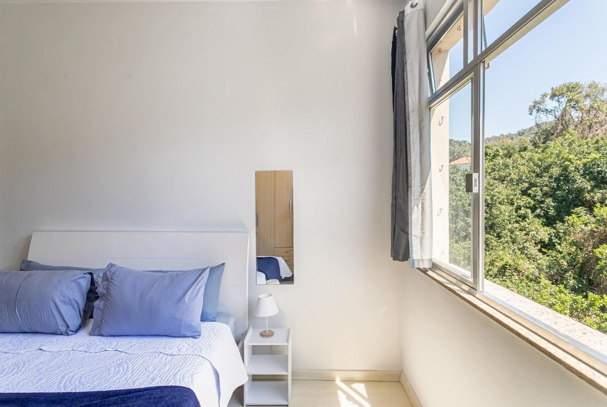 Copacabana: Beach and Comfort | 4 Guests