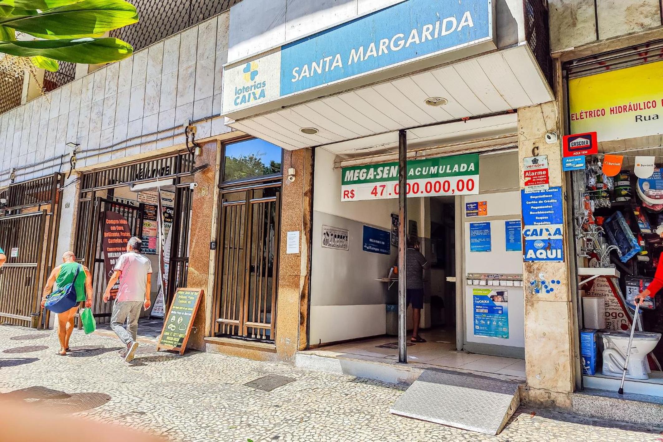 Copacabana: Beach and Comfort | 4 Guests