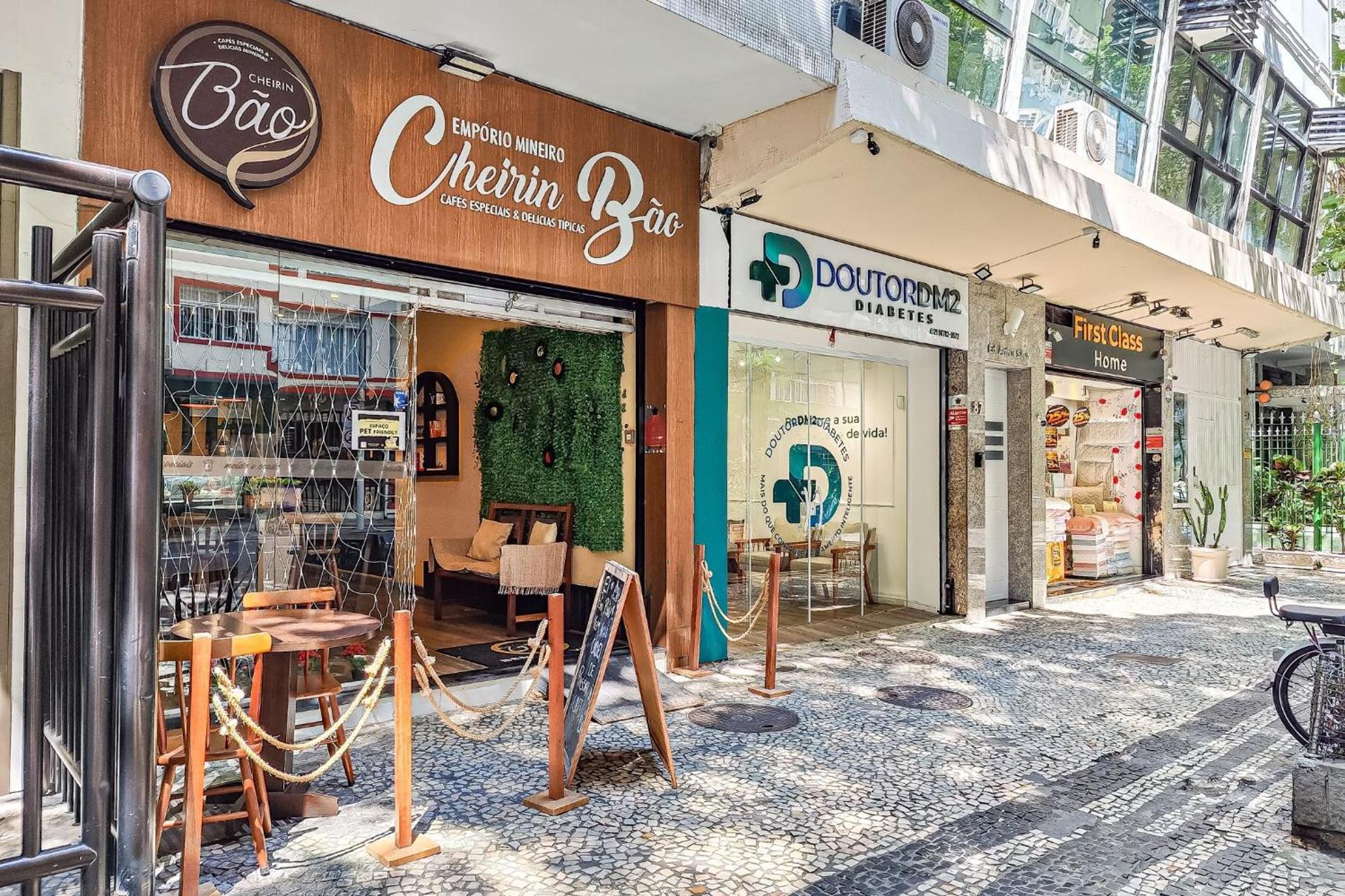 Copacabana: Beach and Comfort | 4 Guests