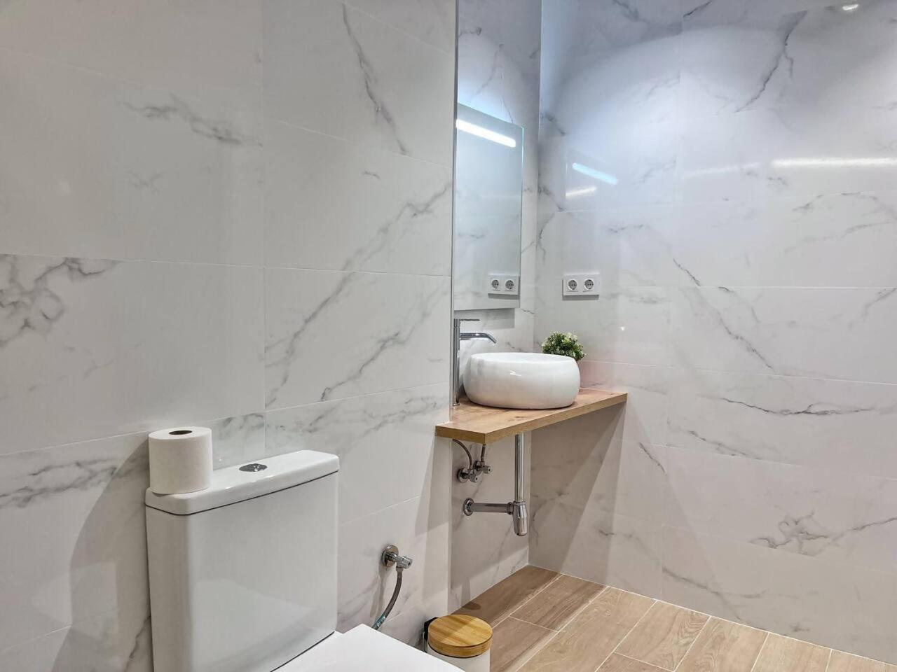 Loft Familiar: Paz y Conexión Ideal en Valencia