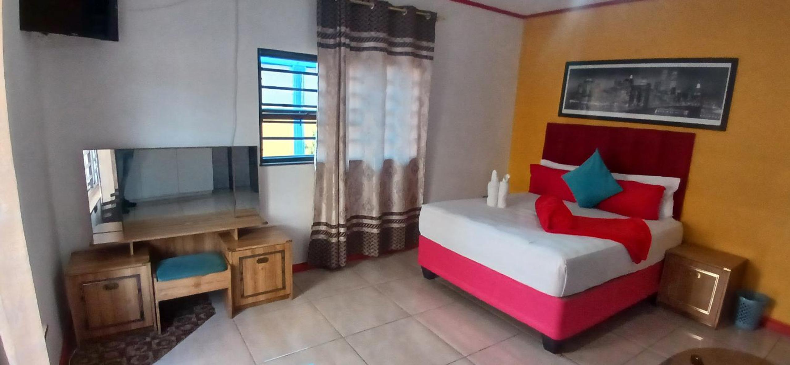 Neo & Ruks Rooms Parow 5