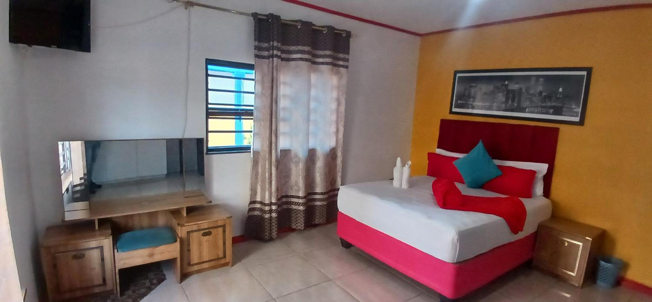 Neo & Ruks Rooms Parow 5