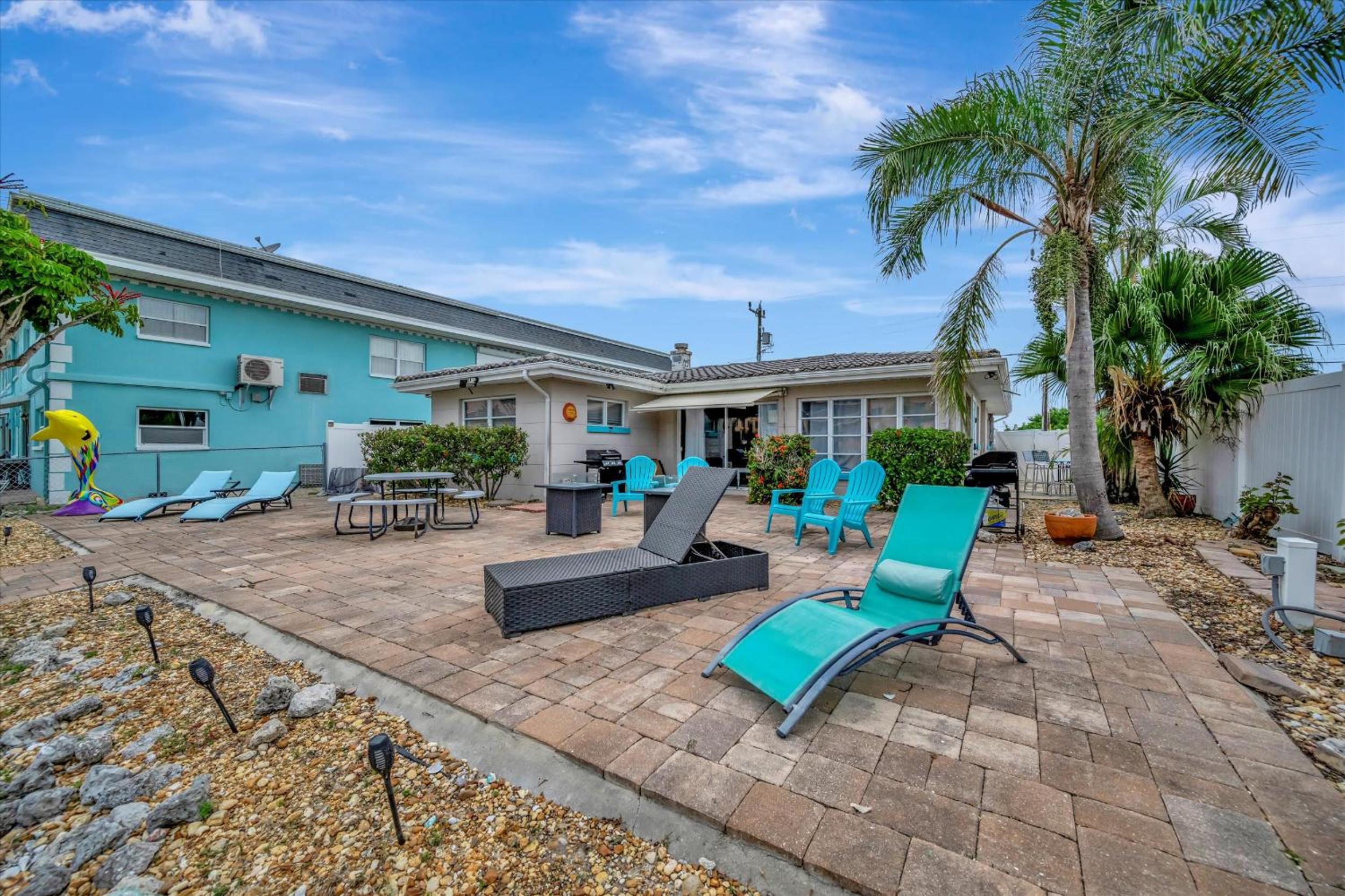 Seashell Suite 2B Pet Friendly Waterfront Dock