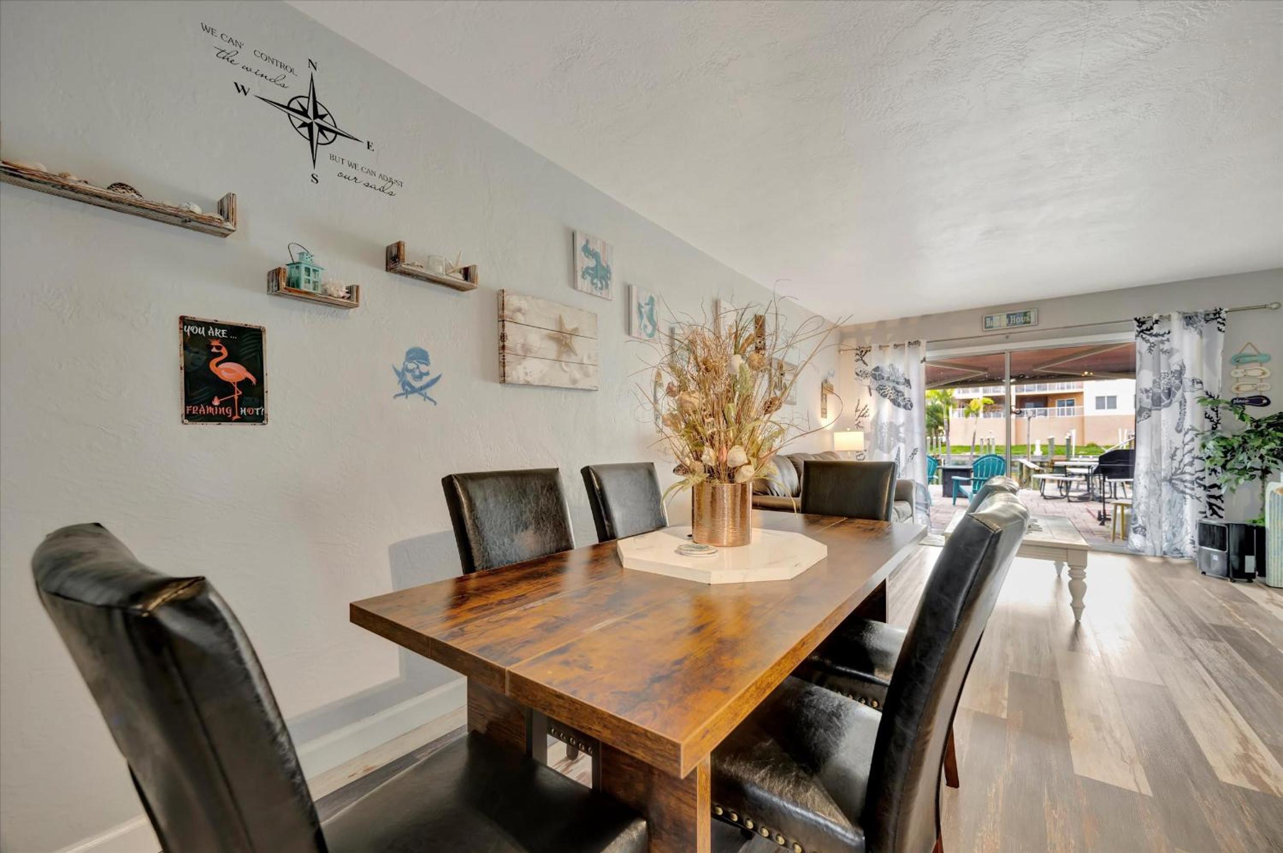 Seashell Suite 2B Pet Friendly Waterfront Dock