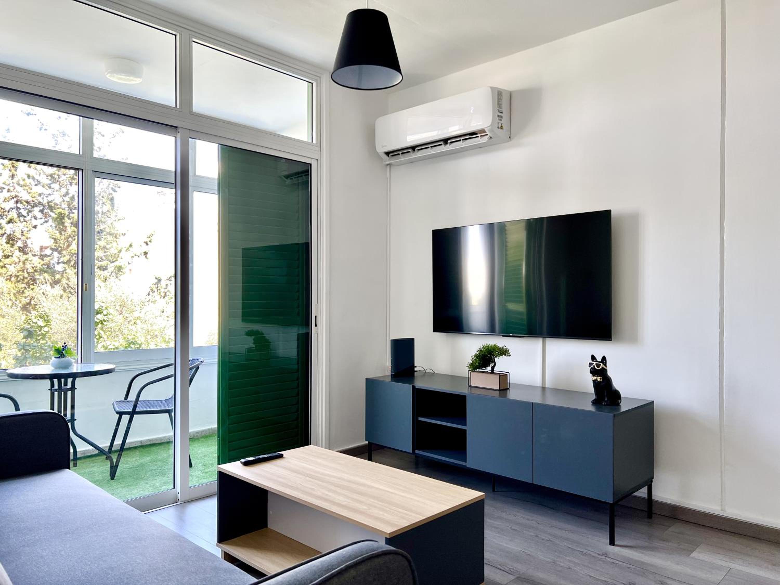 Fully Equipped One Bedroom APT