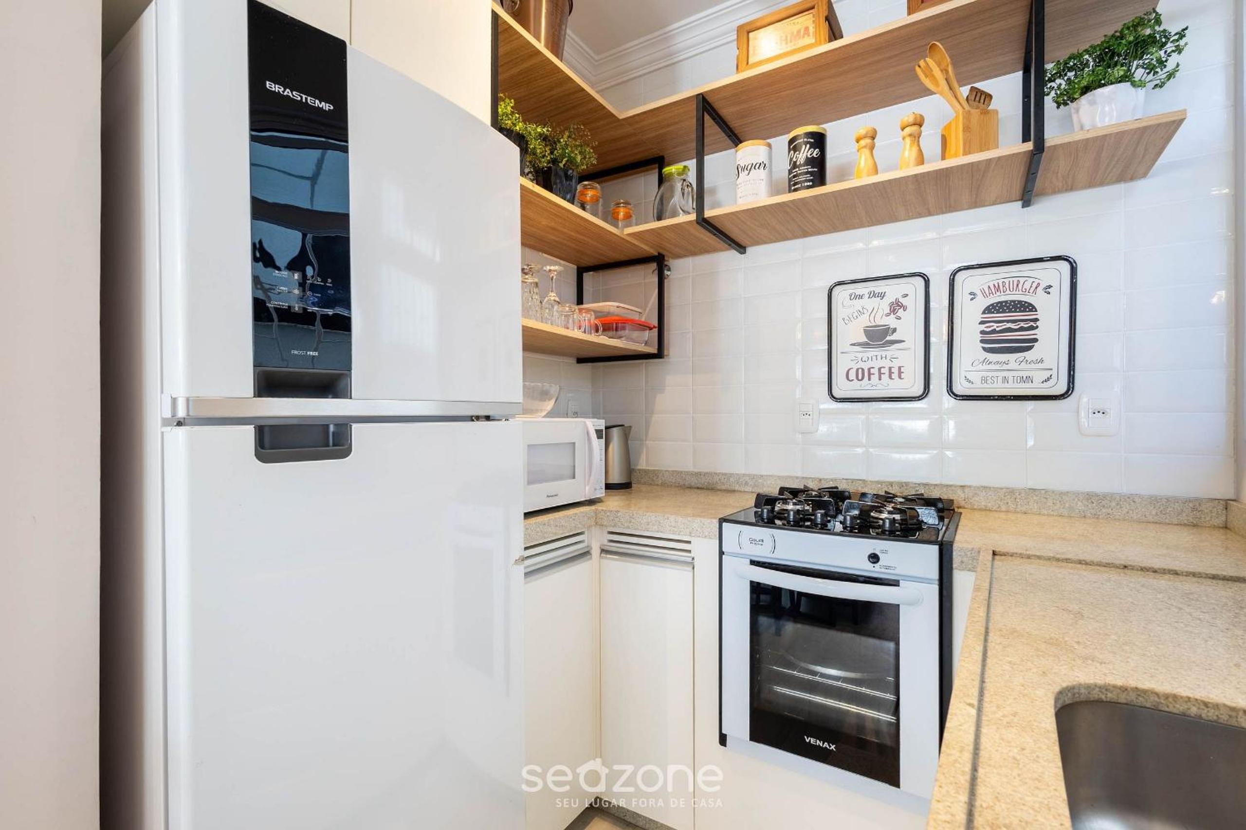 Apt with balcony and BBQ 30m from the sea RDM0101