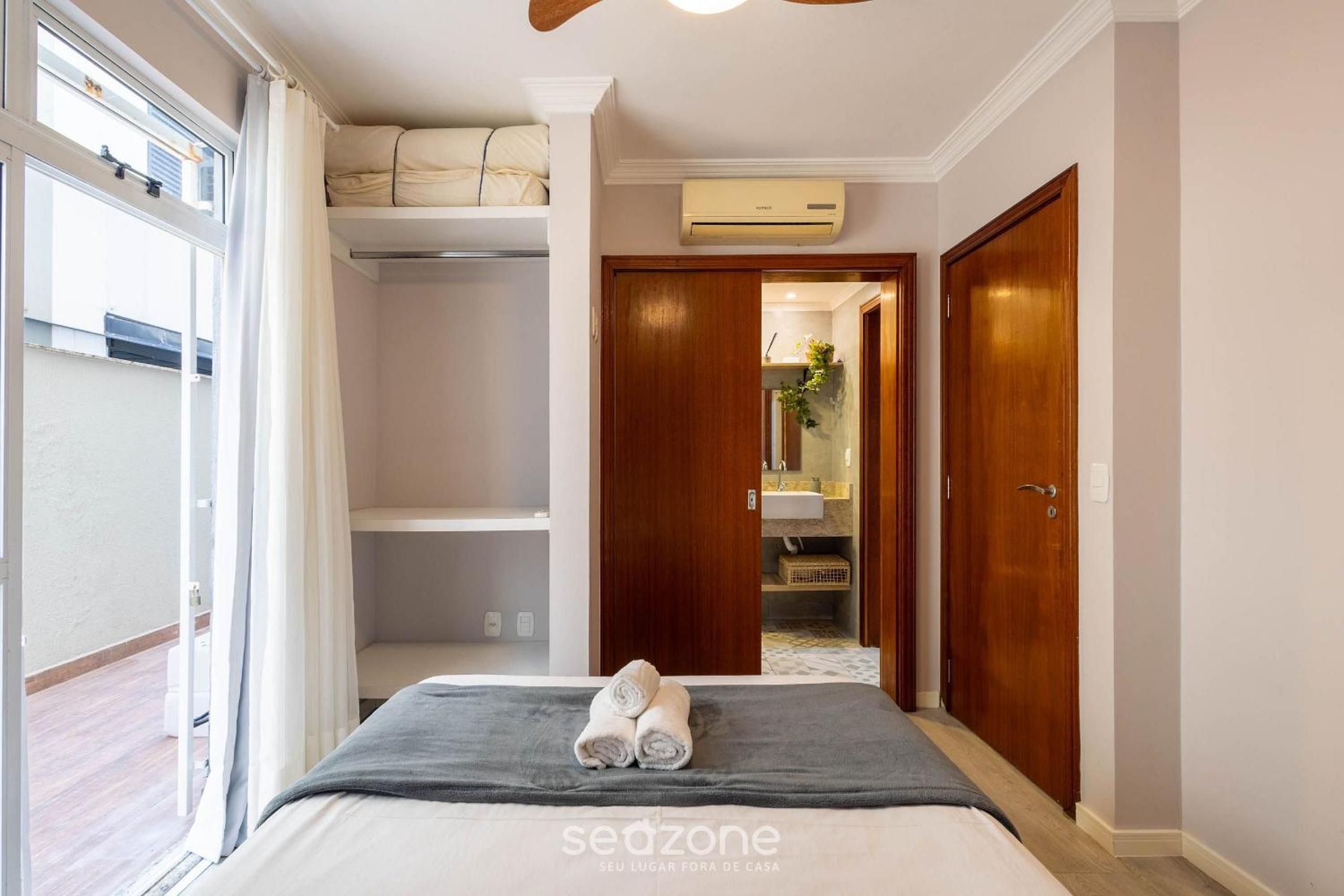 Apt with balcony and BBQ 30m from the sea RDM0101