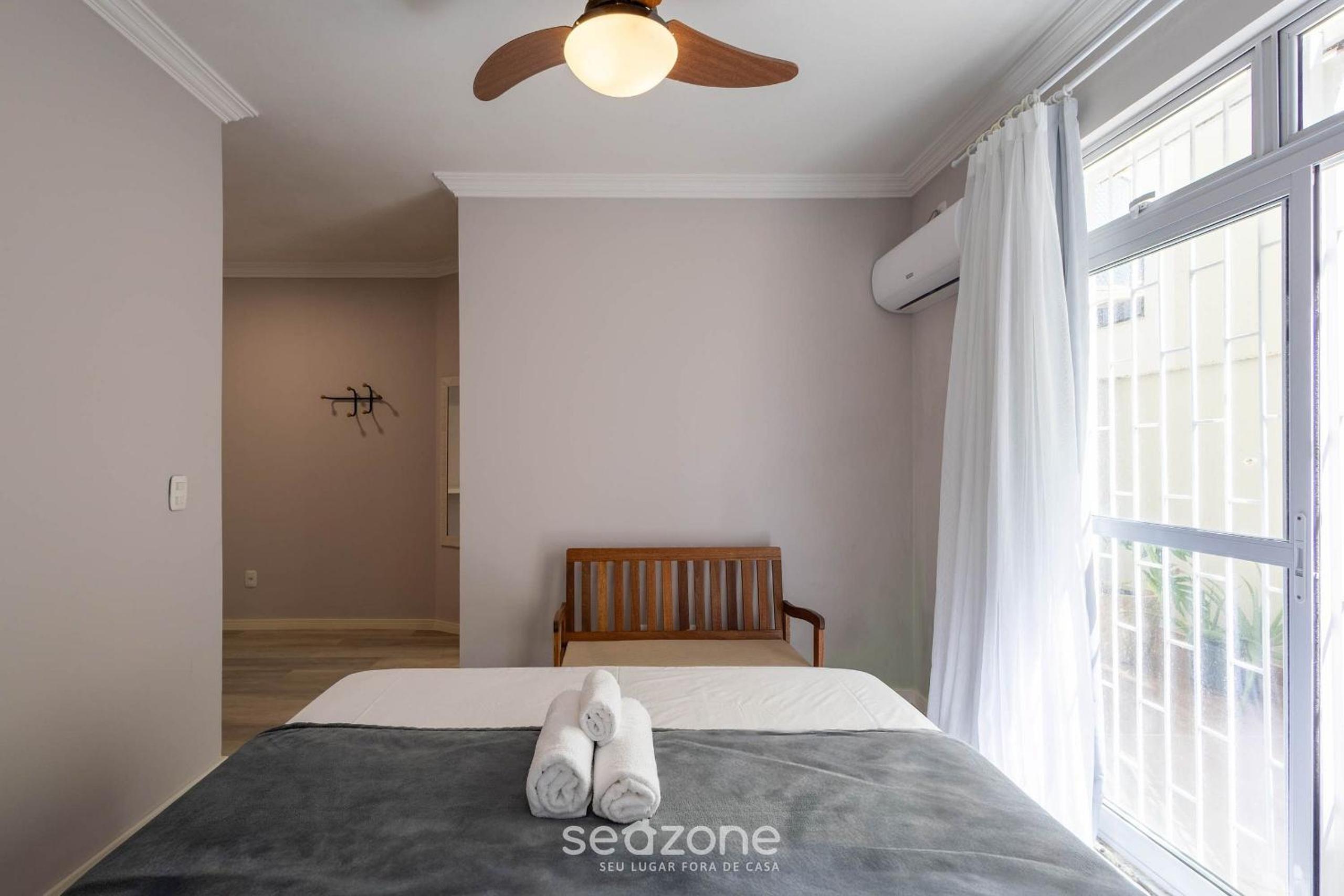 Apt with balcony and BBQ 30m from the sea RDM0101
