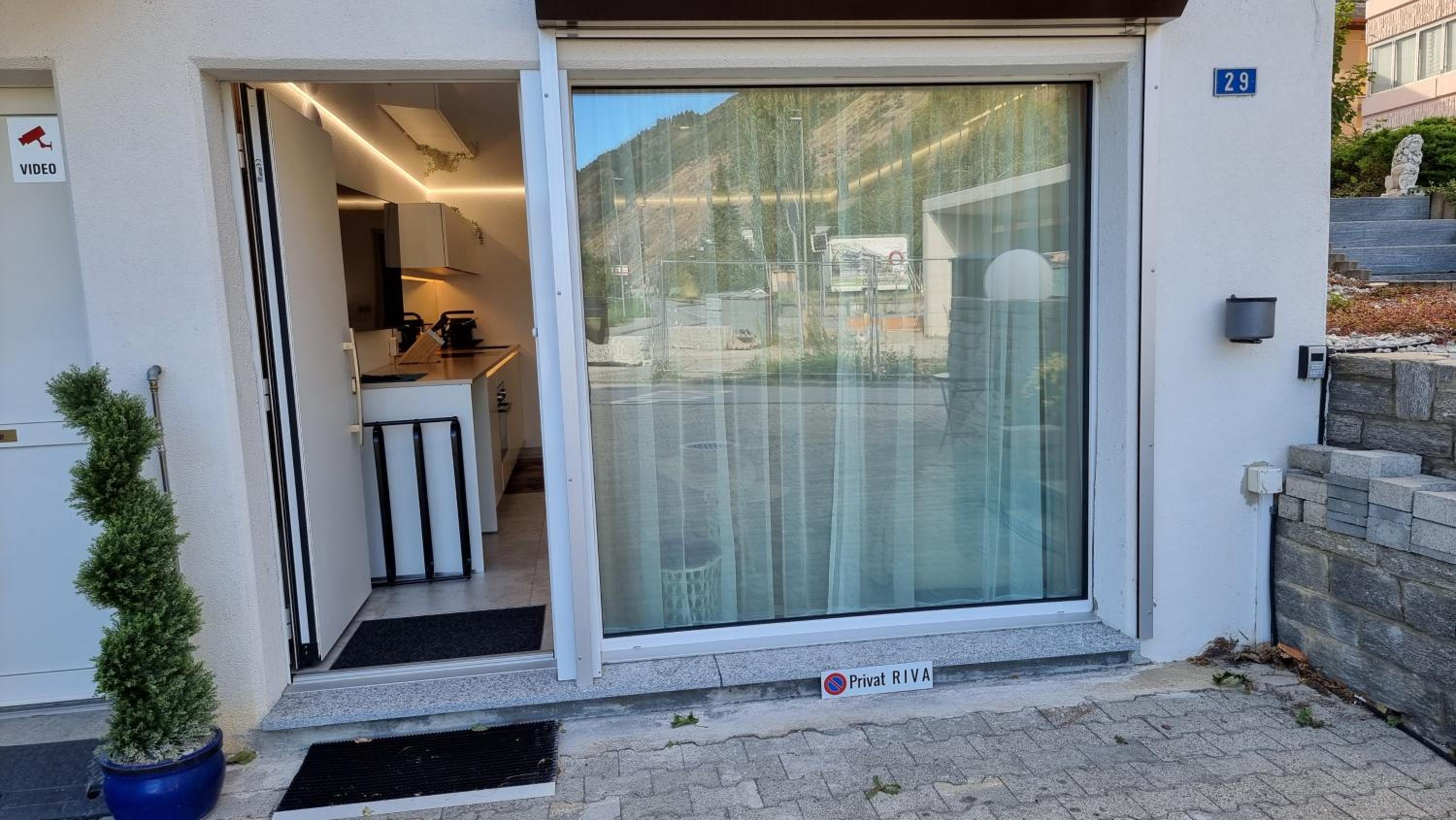 RIVA Design-Apartment - Stilvolles Studio für 2 Personen im Wallis