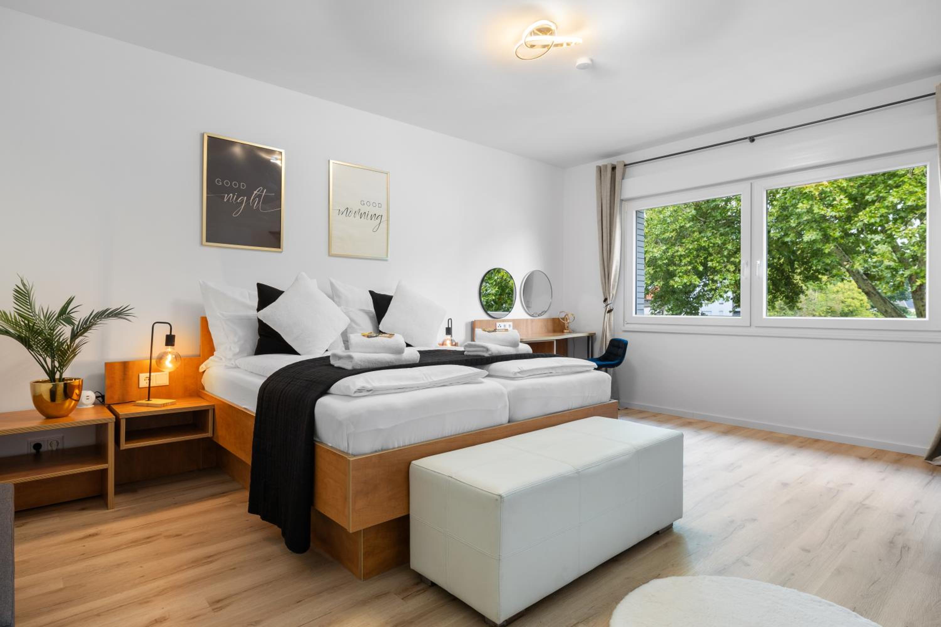 Svyvo Apartments Brühl - Parking Kitchen Balcony