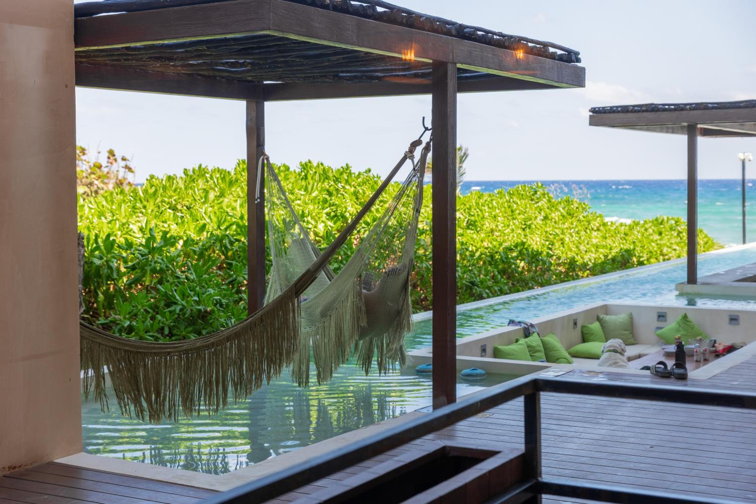 BT Homes - Tankah Bay Tulum - Exclusivos apartamentos con piscina a metros del mar
