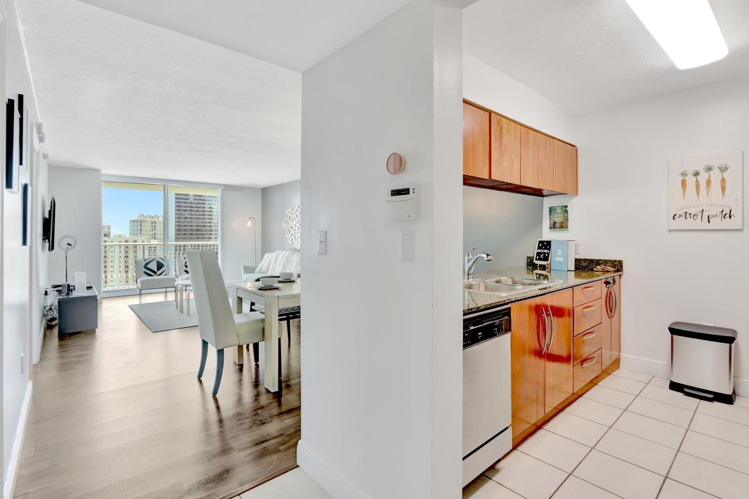The Bay Suites - Brickell