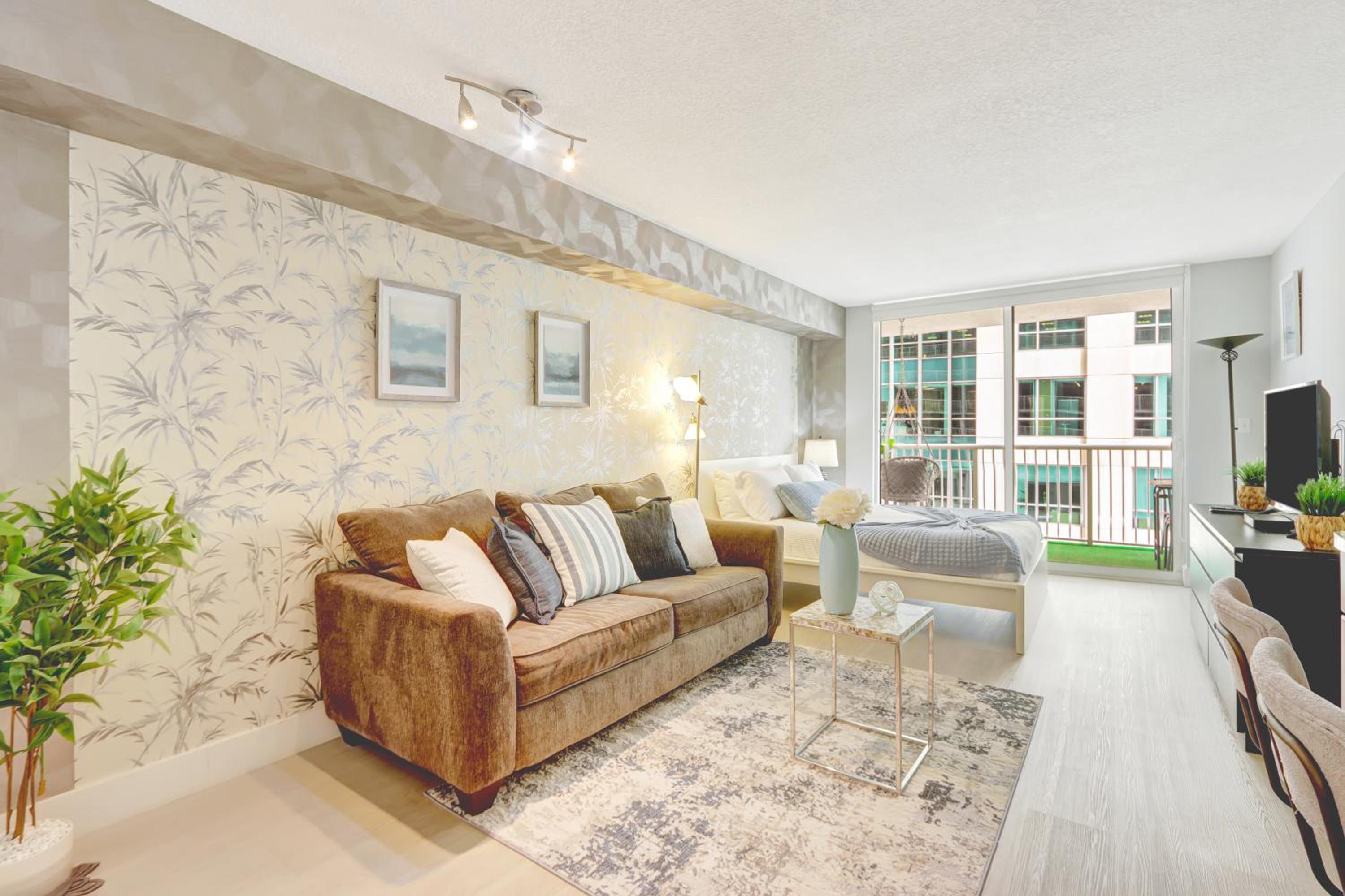 The Bay Suites - Brickell