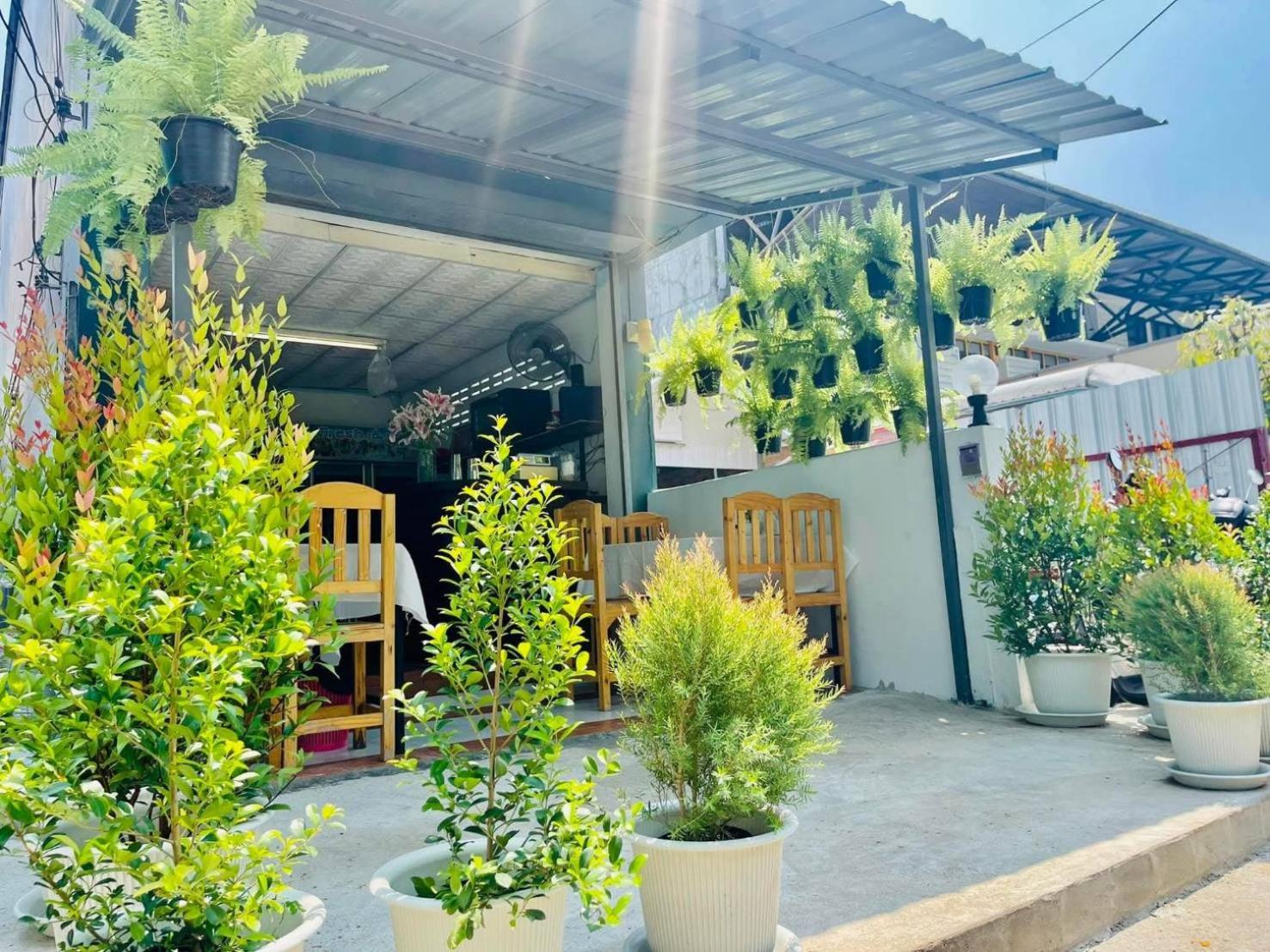 Ochatee Hostel