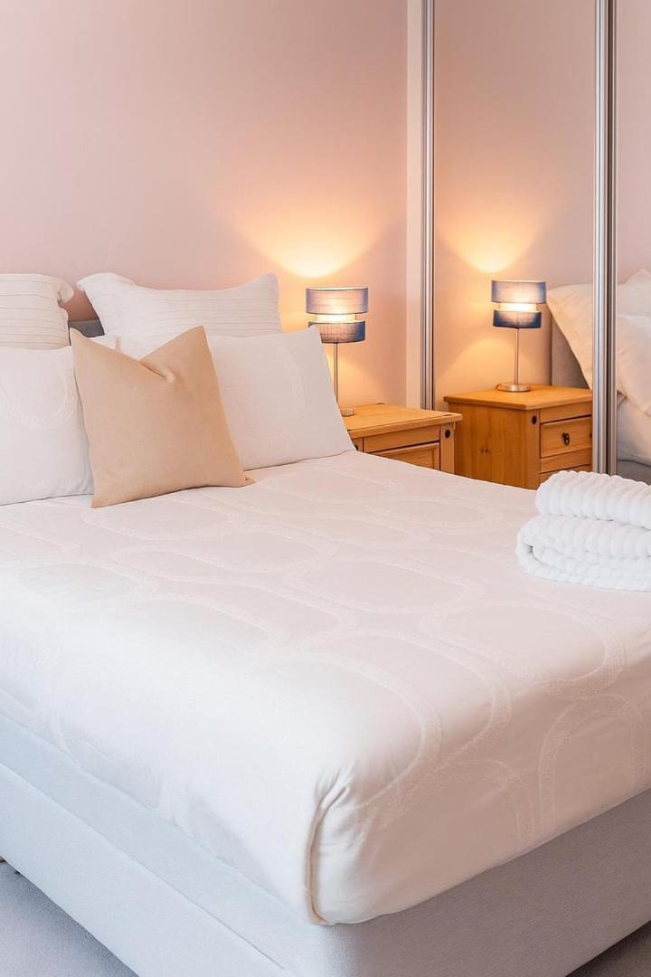 Reading Retreat – 1 Bed with Private Parking