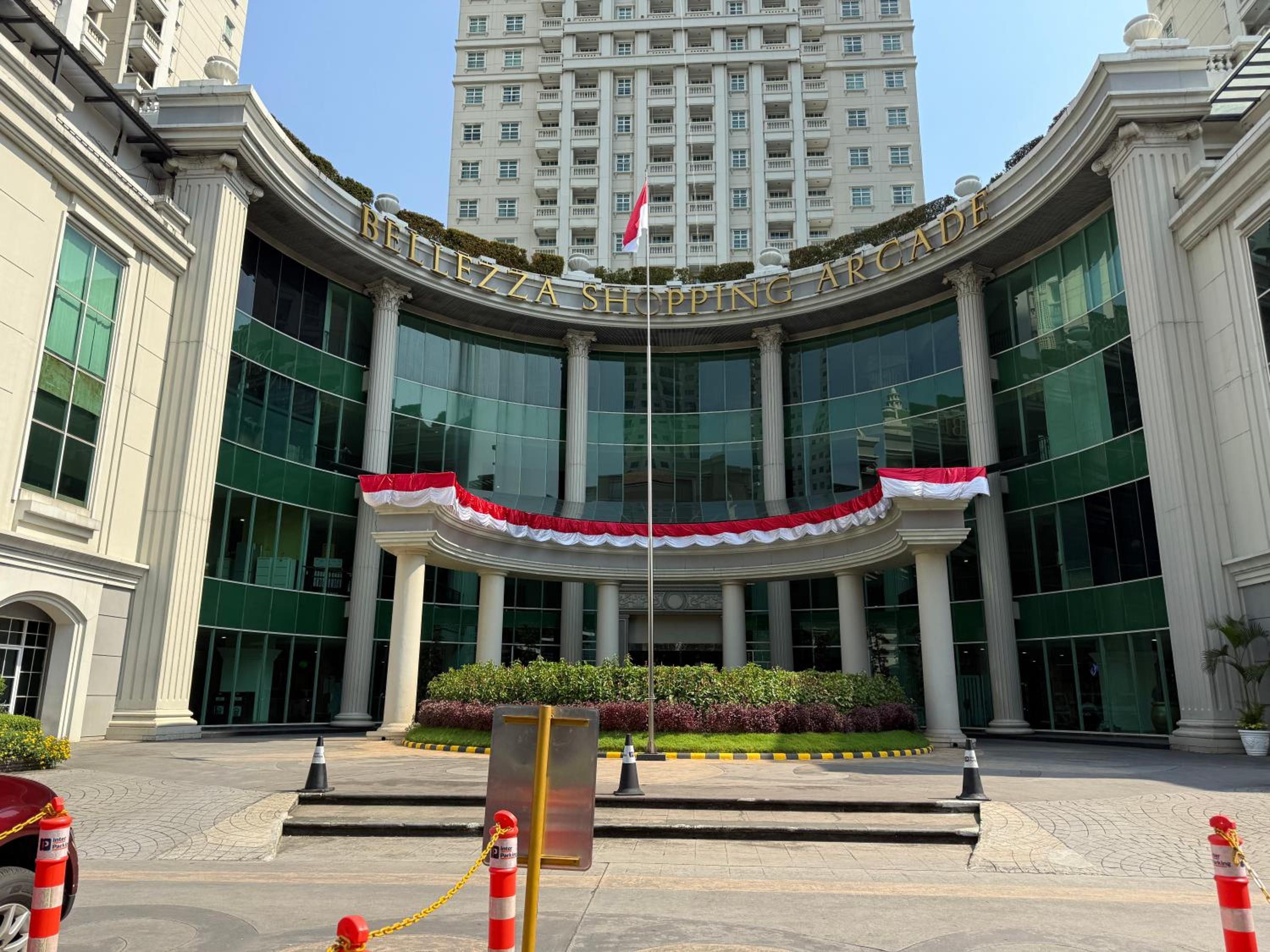 2 Bedroom apartment at Senayan
