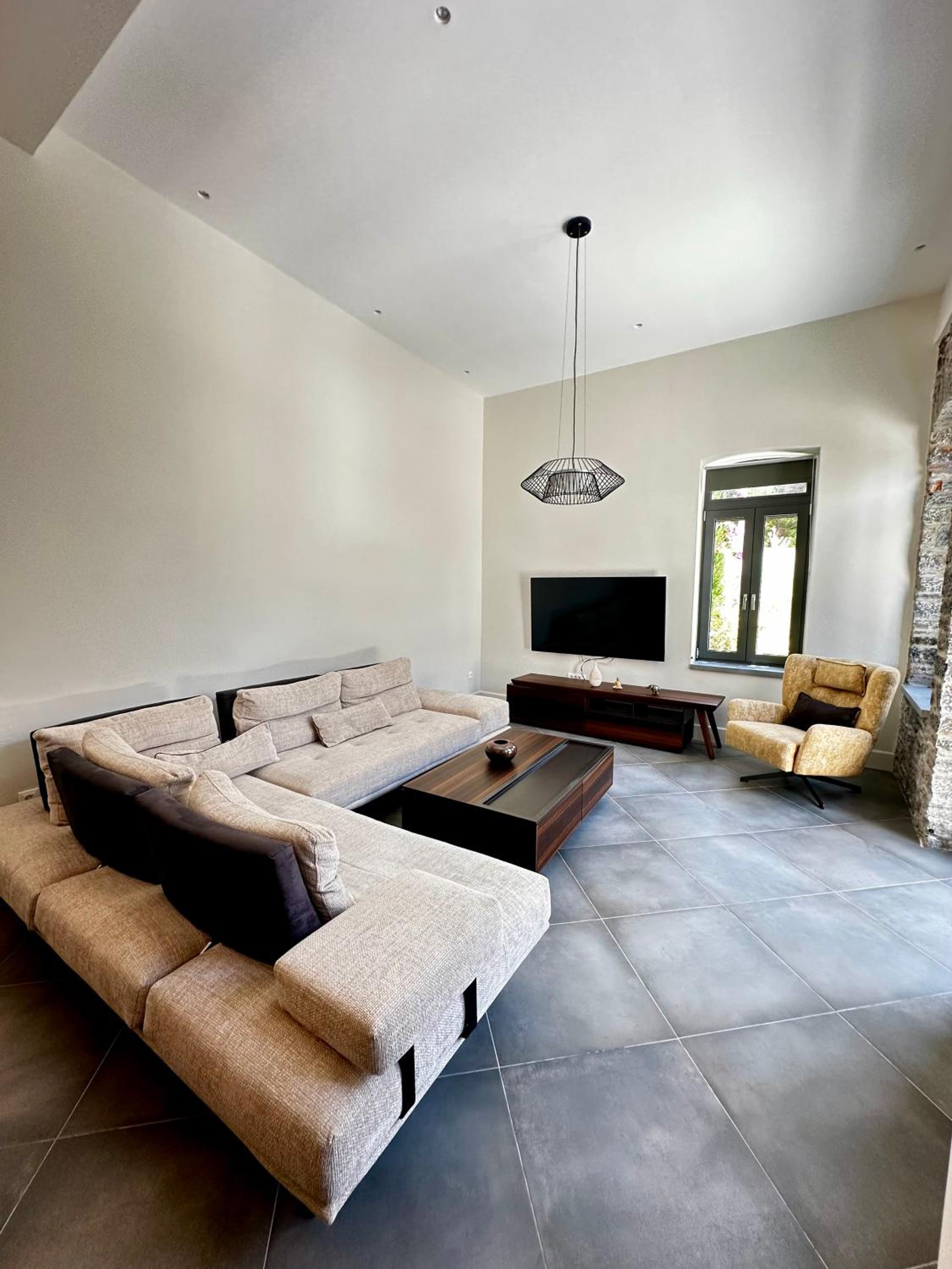Venetian gem in neapolitan with private courtyard
