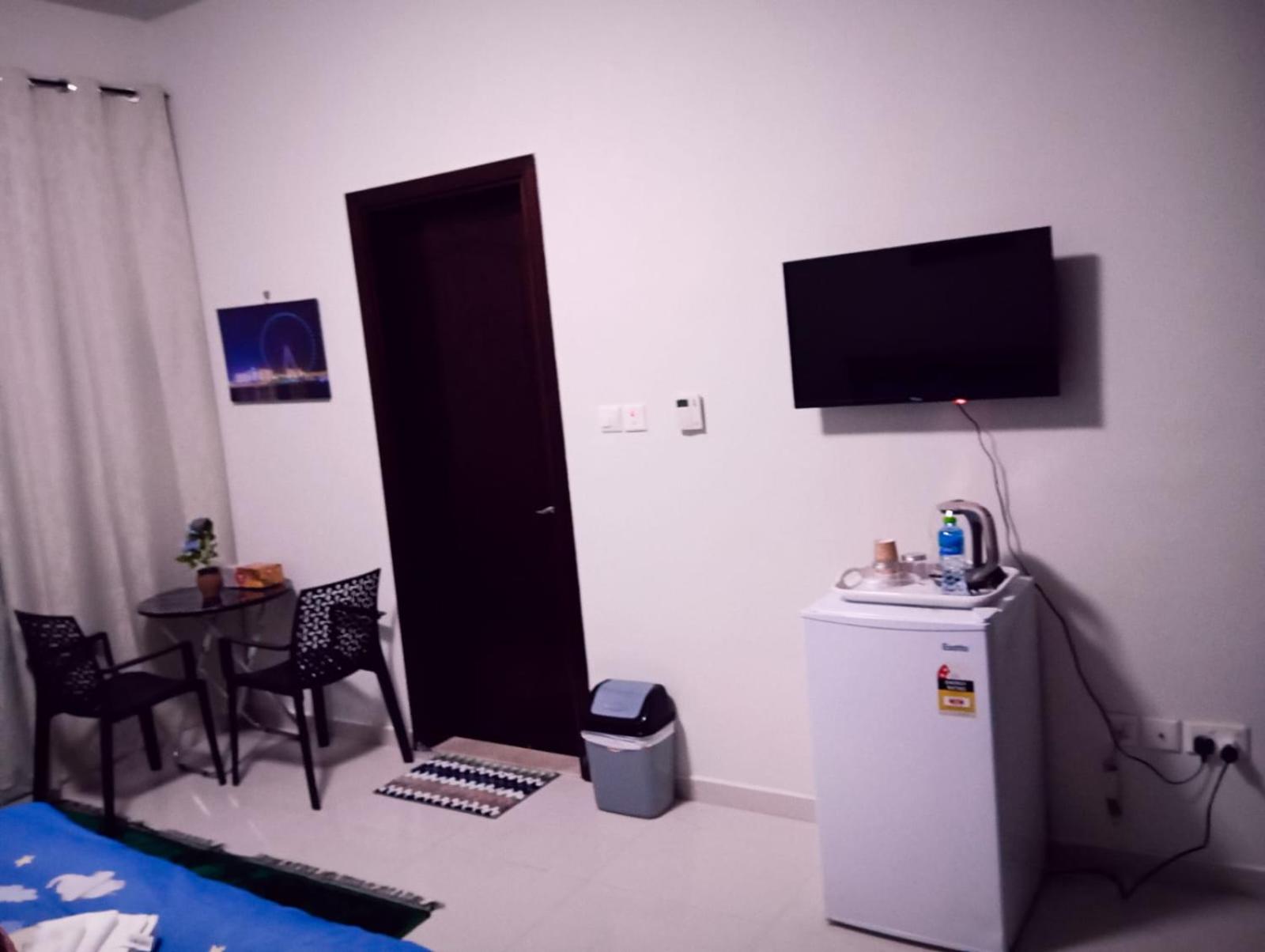 Eleganza House