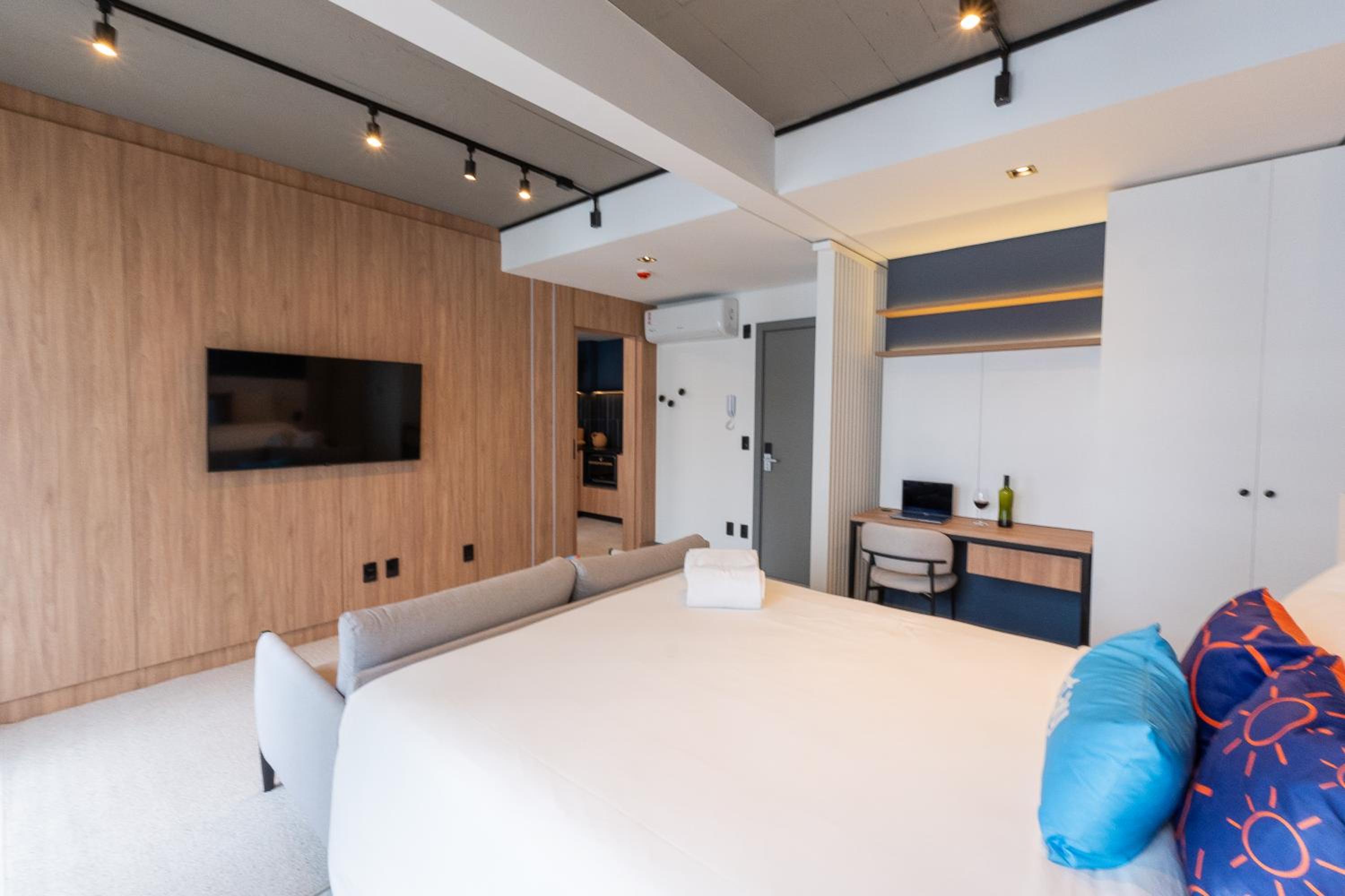 Xtay Oslo Florianópolis - Residential studio 5 minutes from downtown, close to Epic School and Atlantis Executive Center