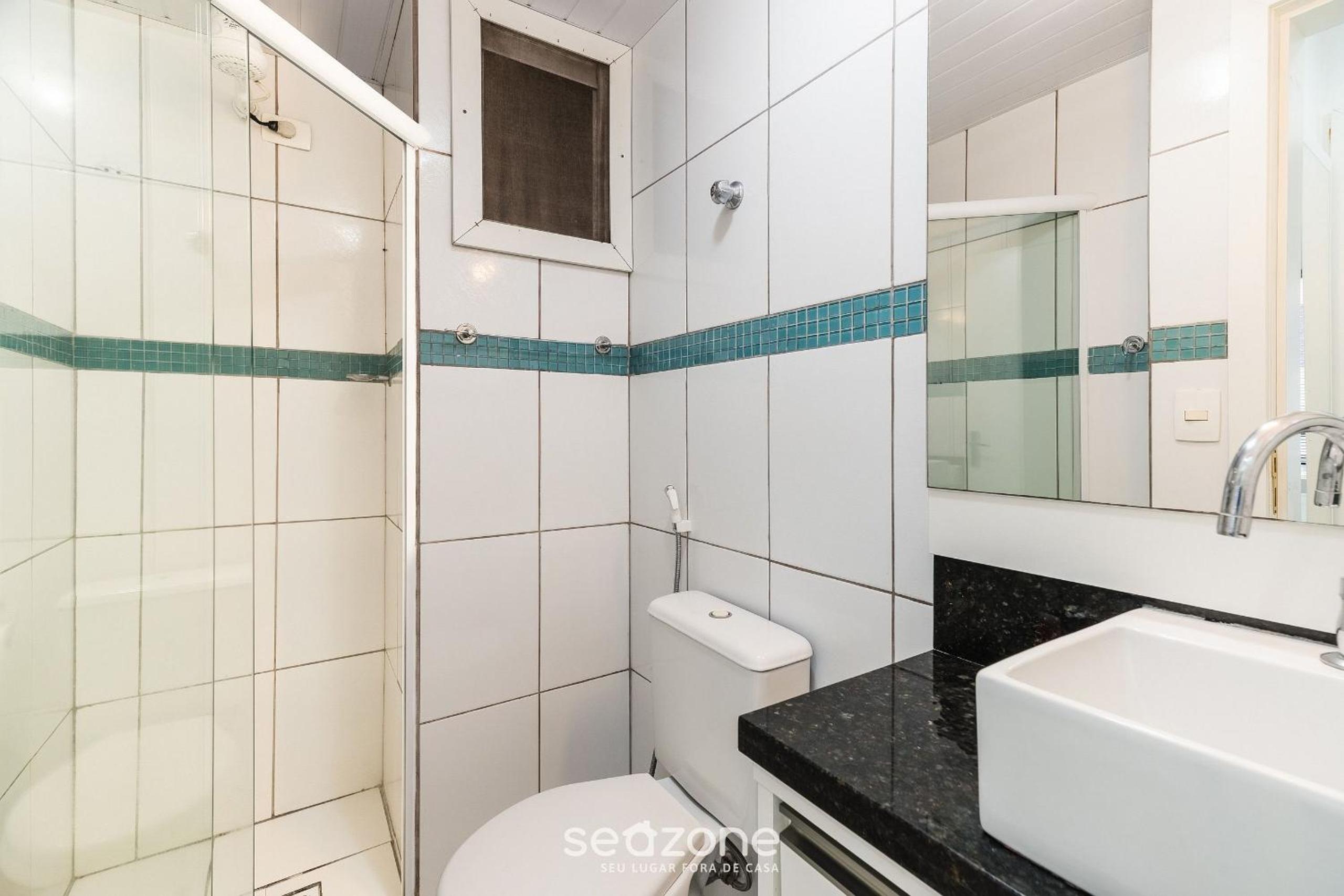 Apartments 400 m from the Beach in BC - CEV