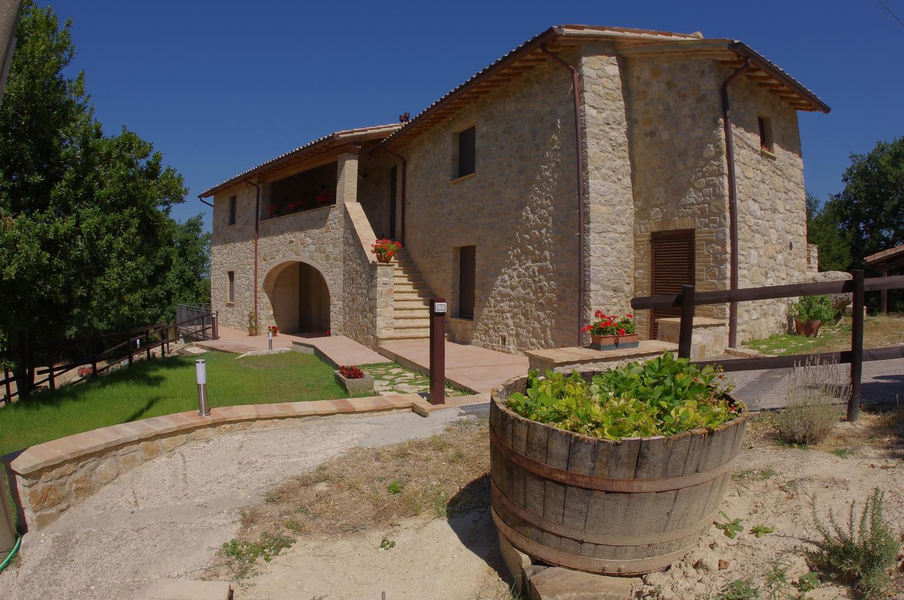Borgo Buciardella view 4