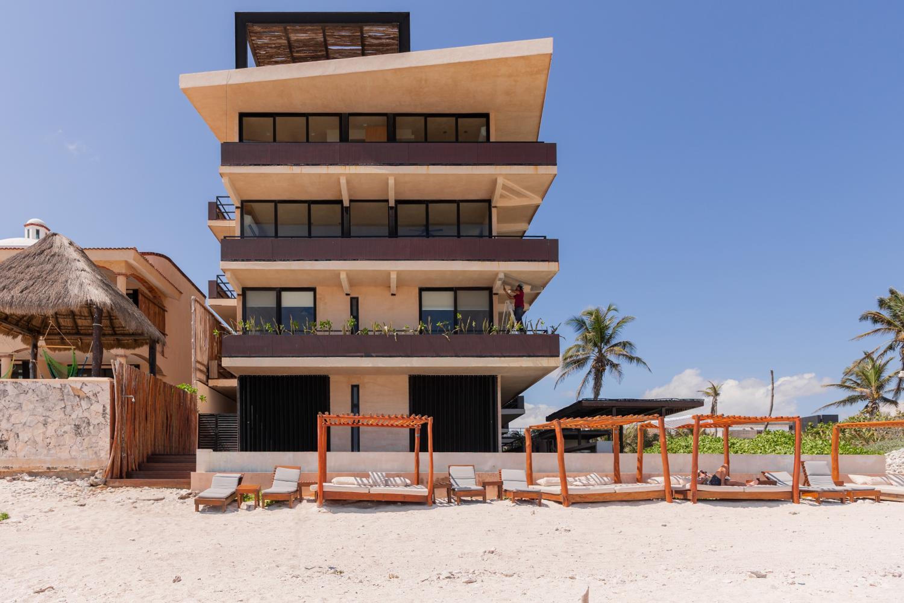 BT Homes - Tankah Bay Tulum - Exclusivos apartamentos con piscina a metros del mar