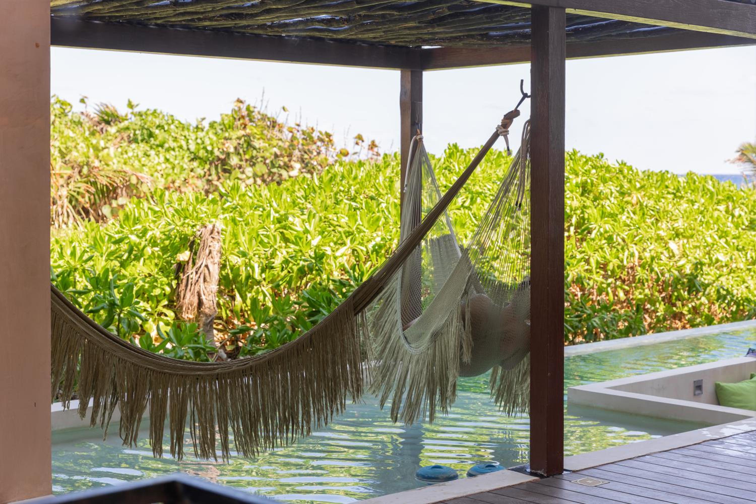BT Homes - Tankah Bay Tulum - Exclusivos apartamentos con piscina a metros del mar