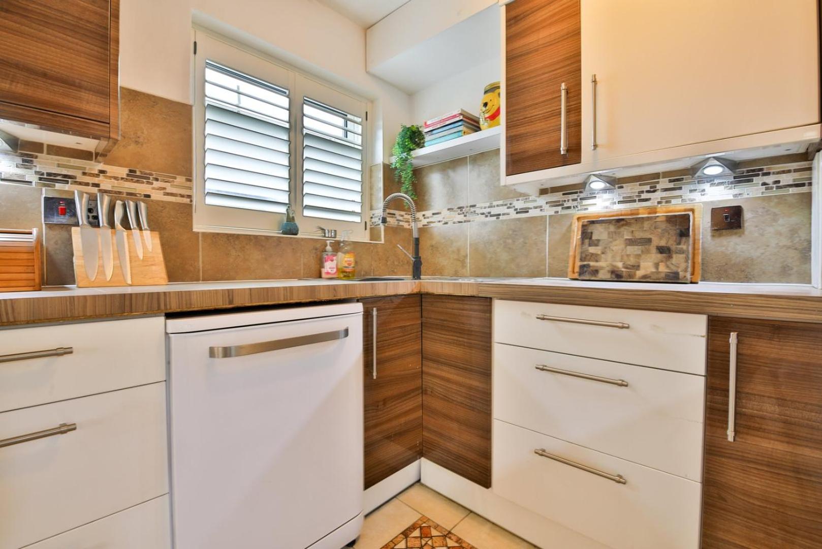 The Family Nest – Swansea 4 Bedroom Retreat