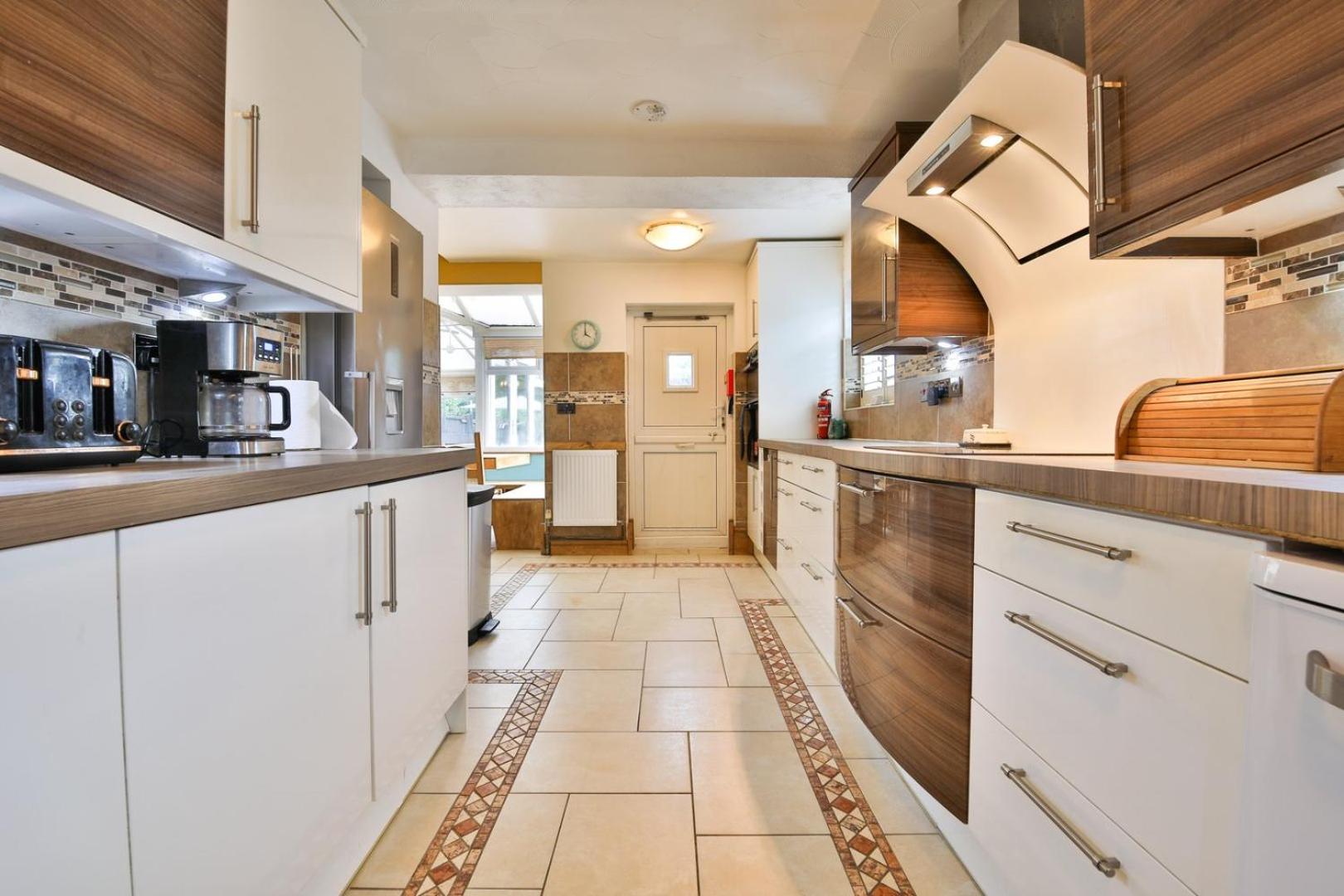 The Family Nest – Swansea 4 Bedroom Retreat