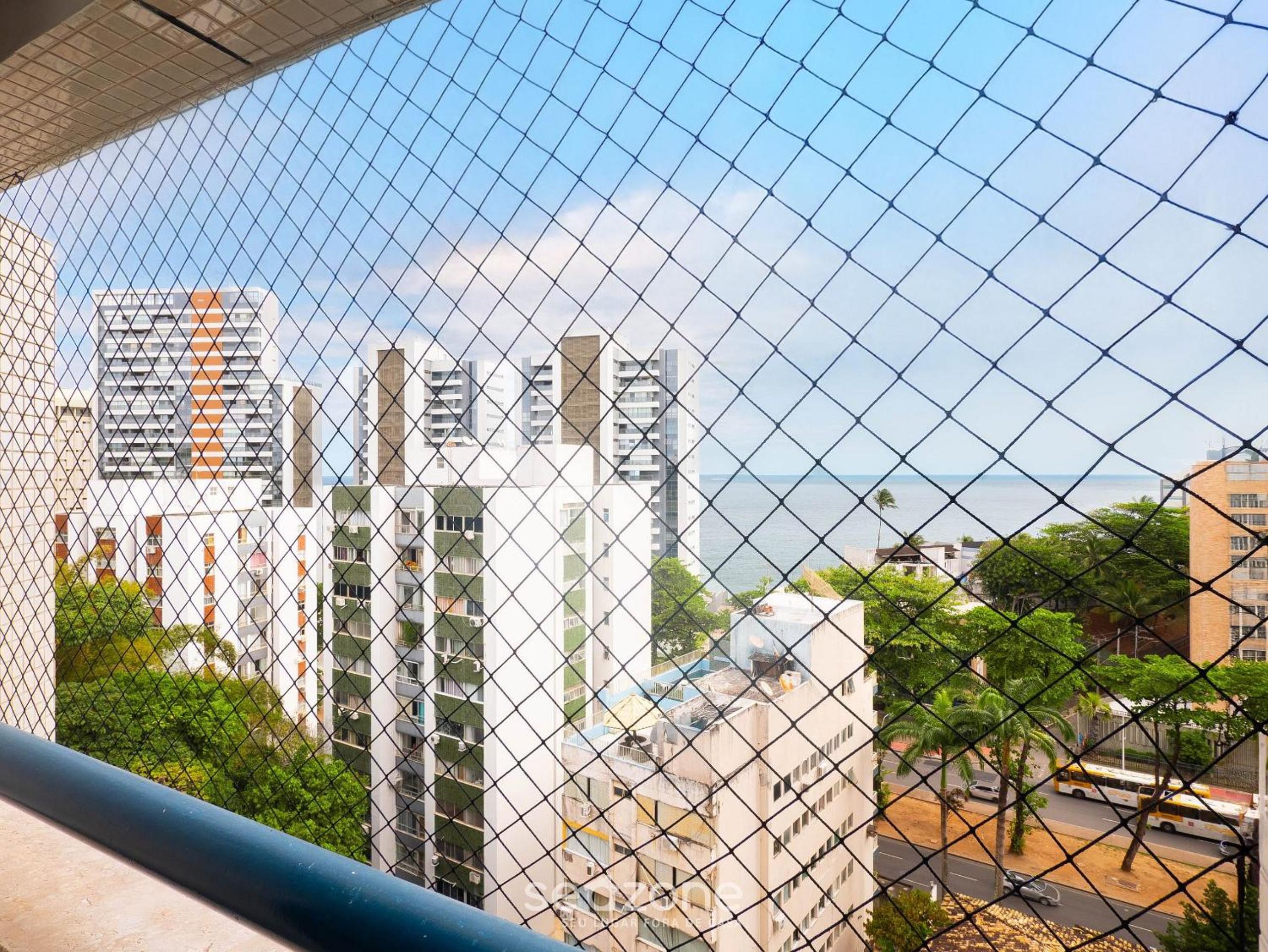 Apt with balcony in a condo with pool ACI0320