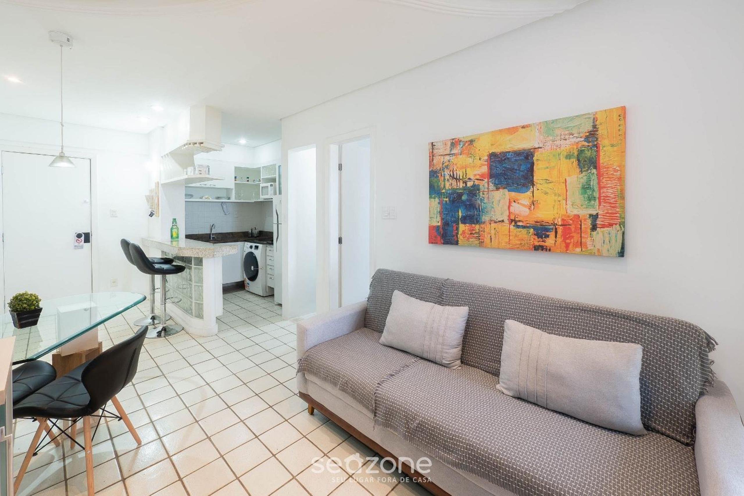 Apt with balcony in a condo with pool ACI0320