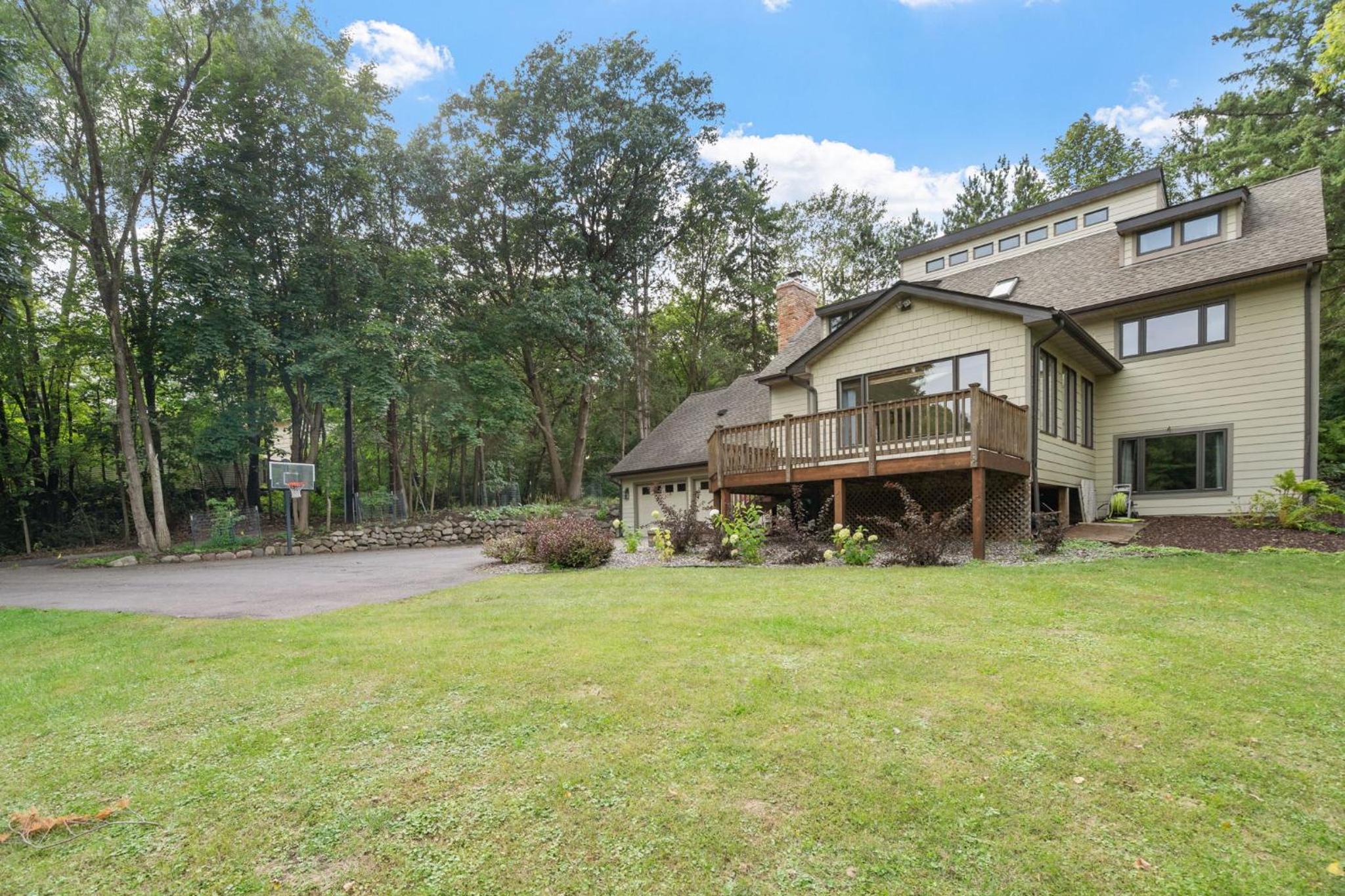 Woodland Hollow