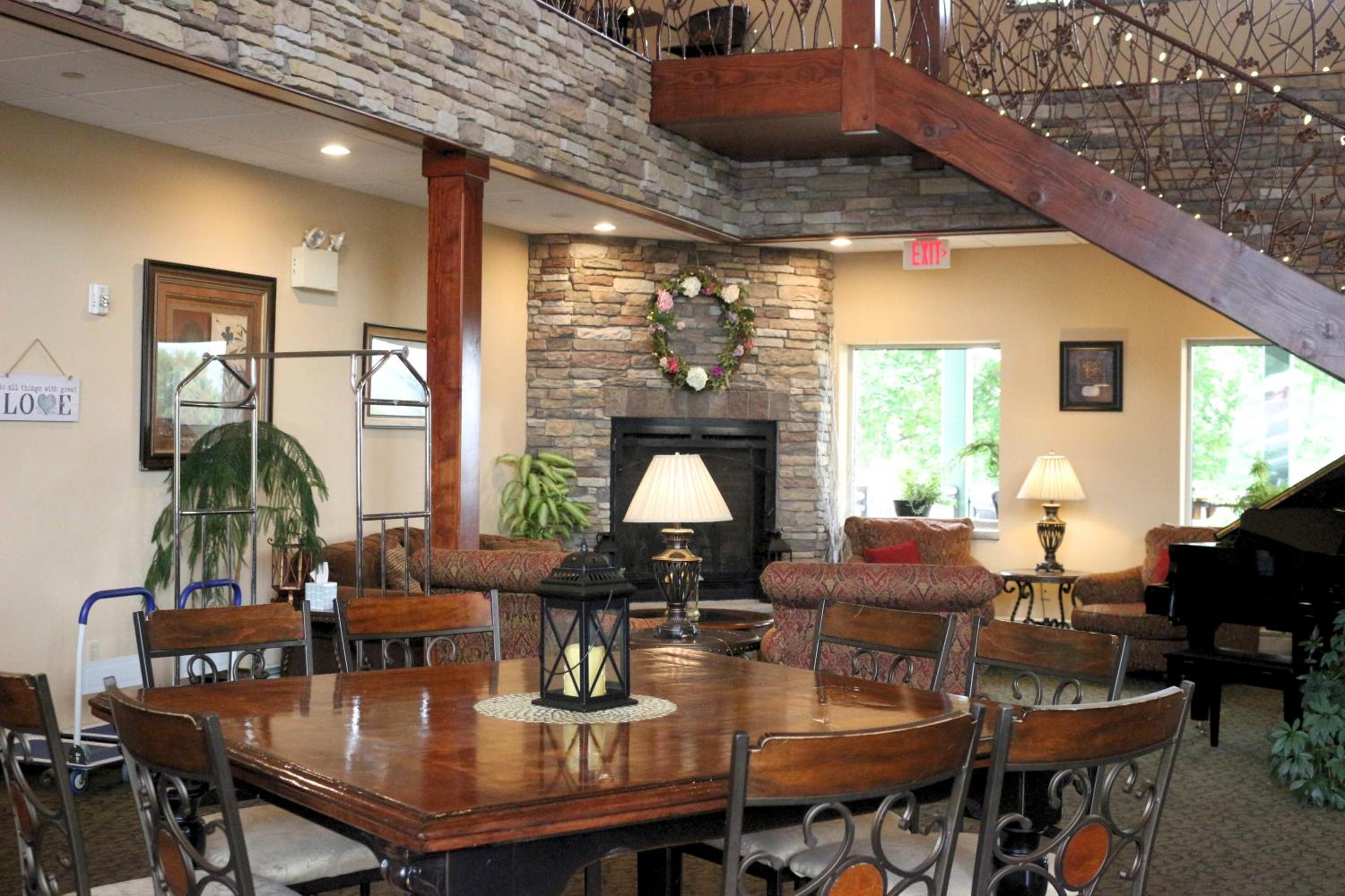 The Lodge at Woodstone Country Club