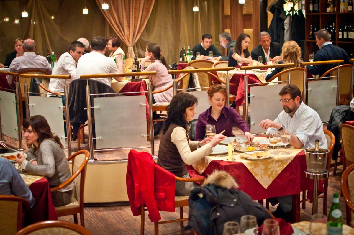 restaurant