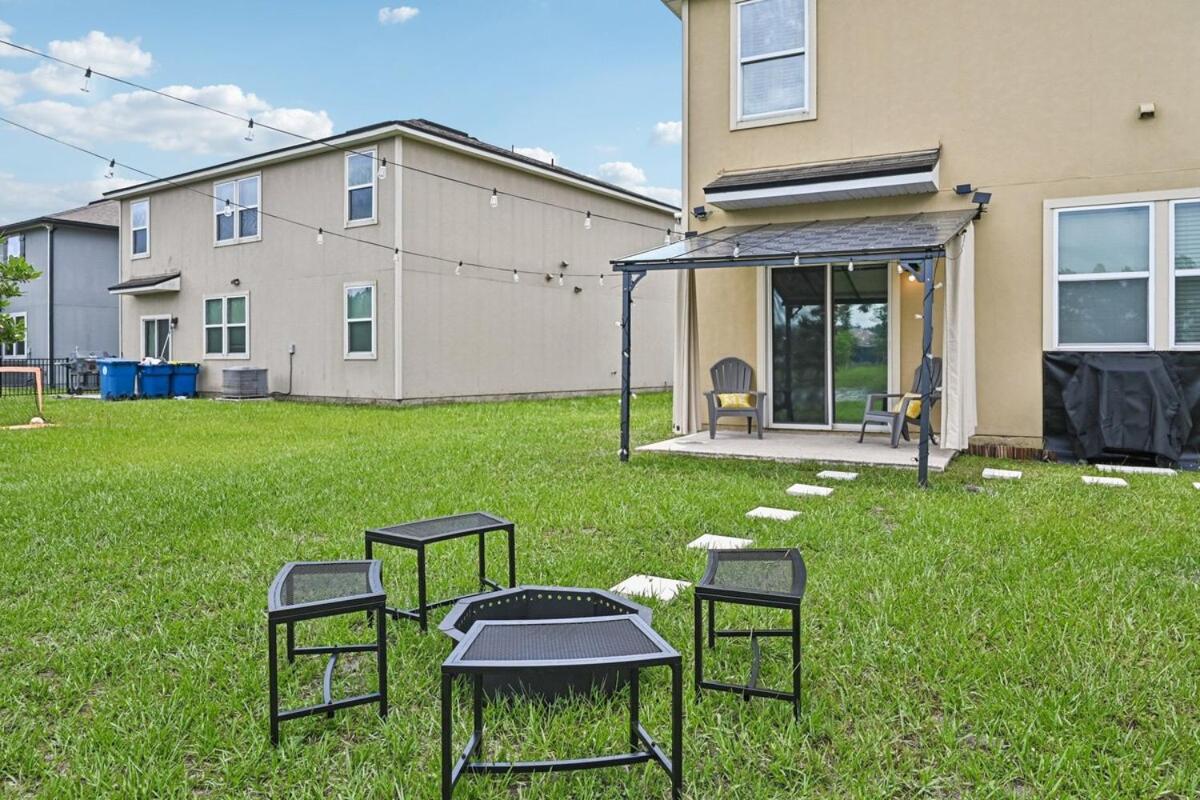 Lakefront Luxury Retreat 5BR