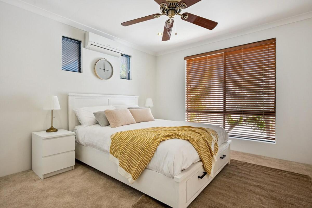 Beachside Stay, Cafes Nearby, 300Mbps WiFi